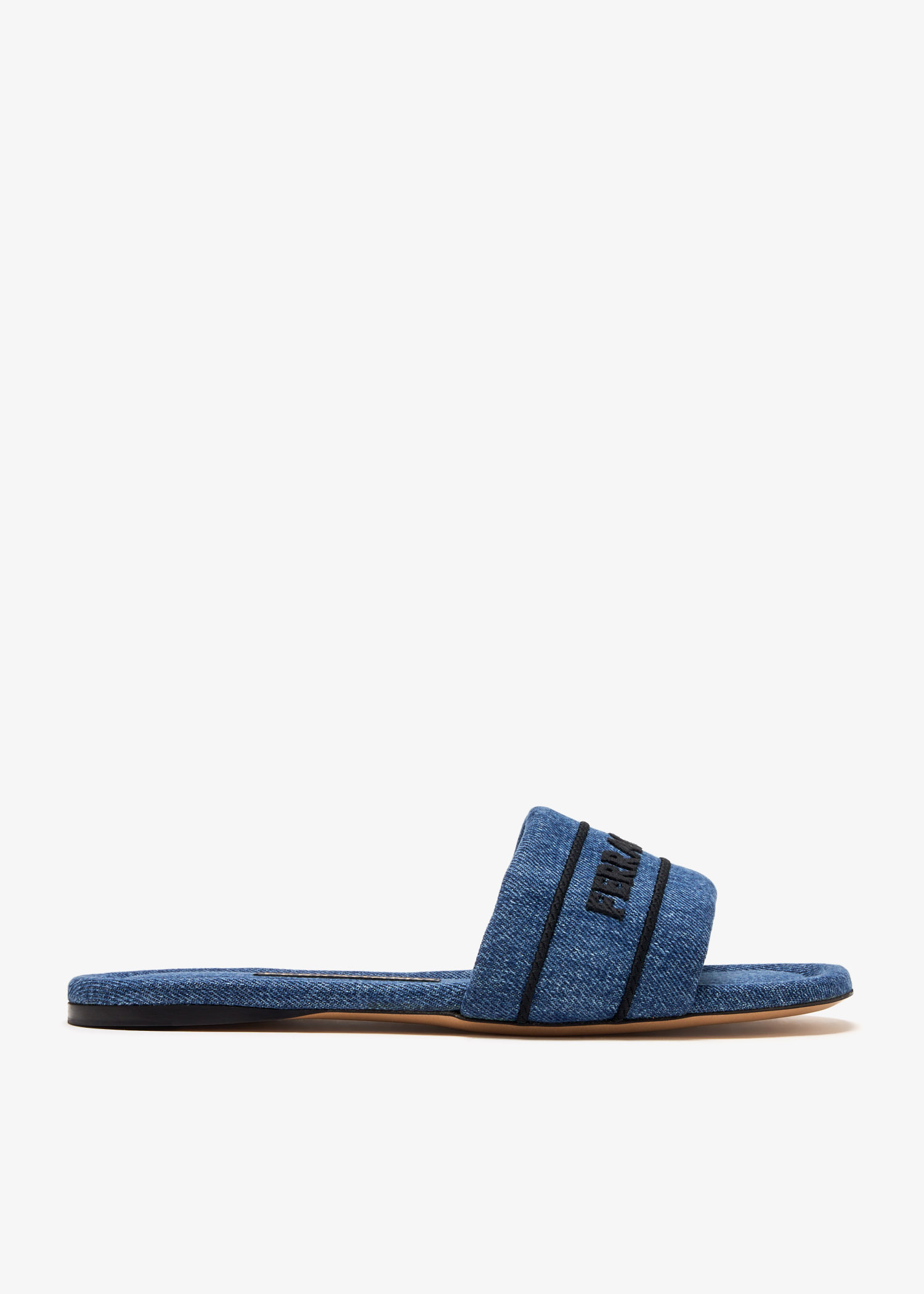 Logo slide sandals, Blue
Logo slide sandals, Blue