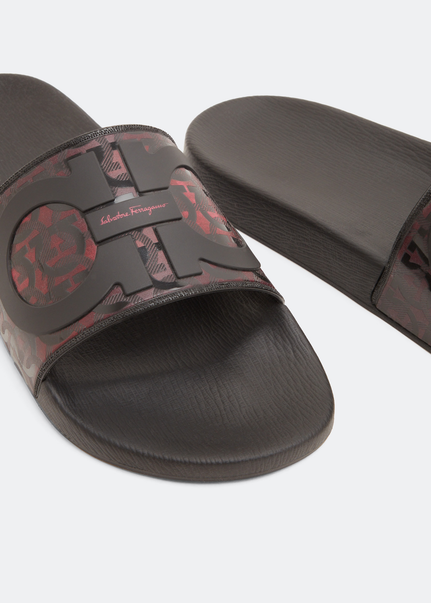 Groove 16 slides, Red
