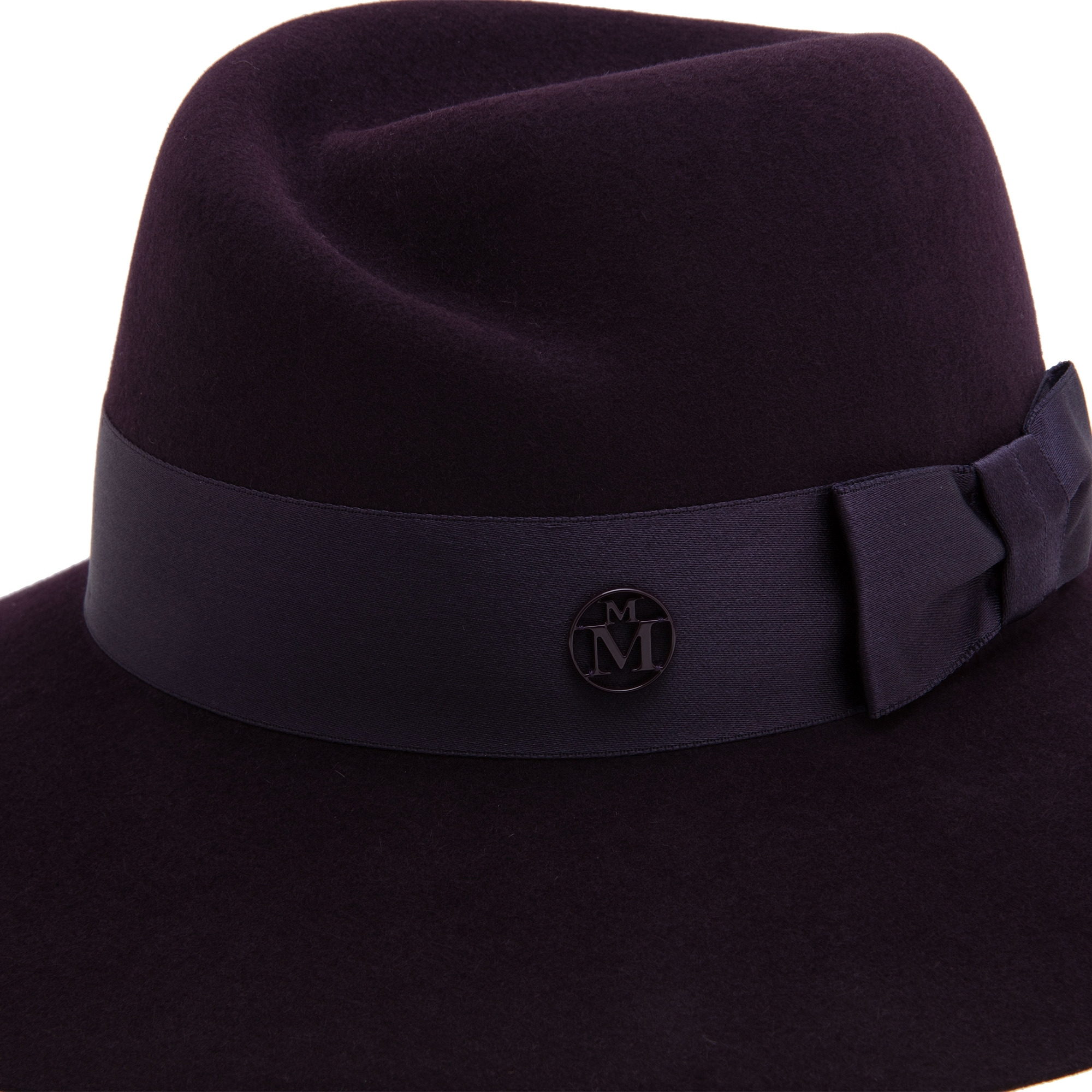 Virginie hat, Purple