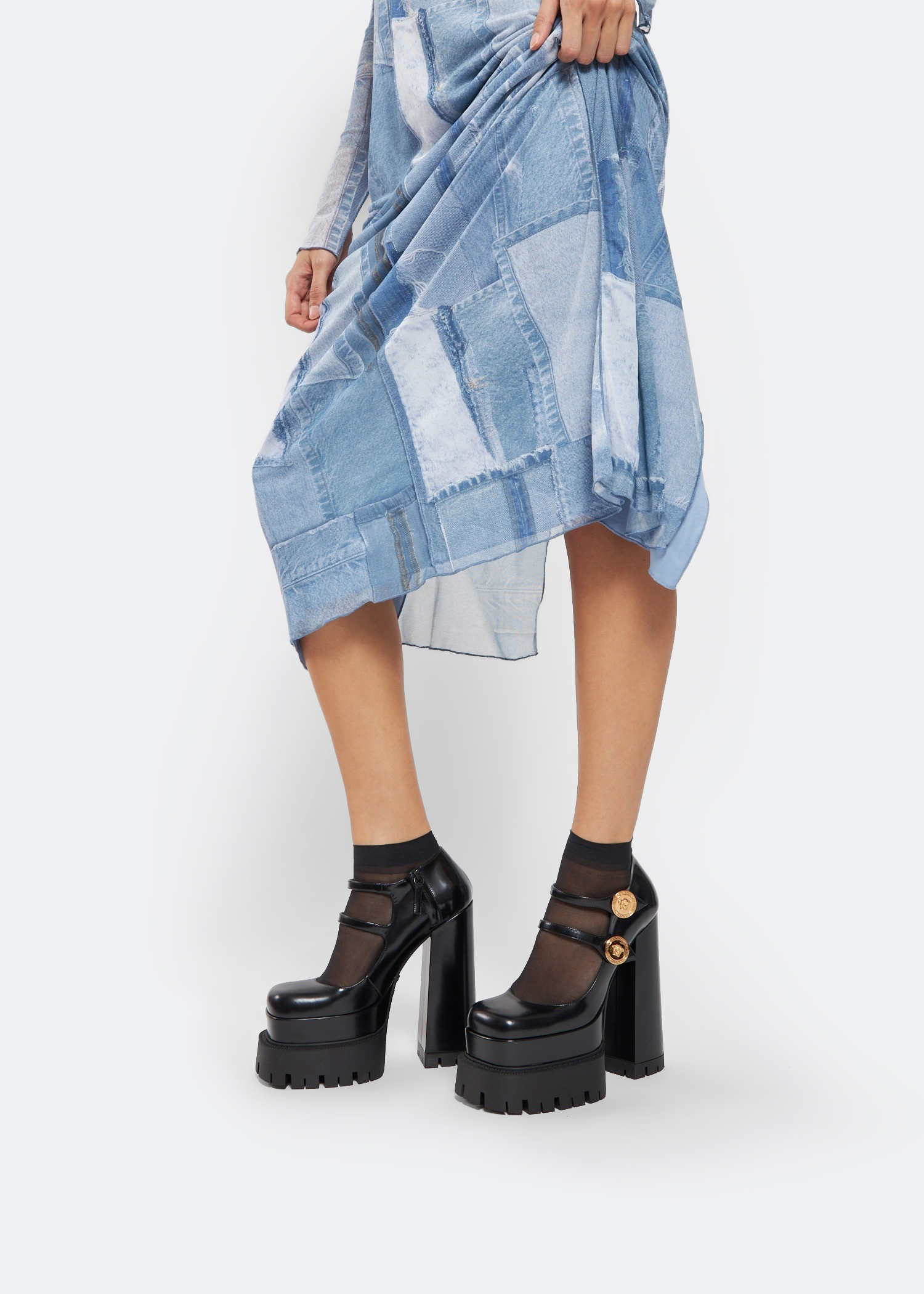 La Medusa platform pumps, Black