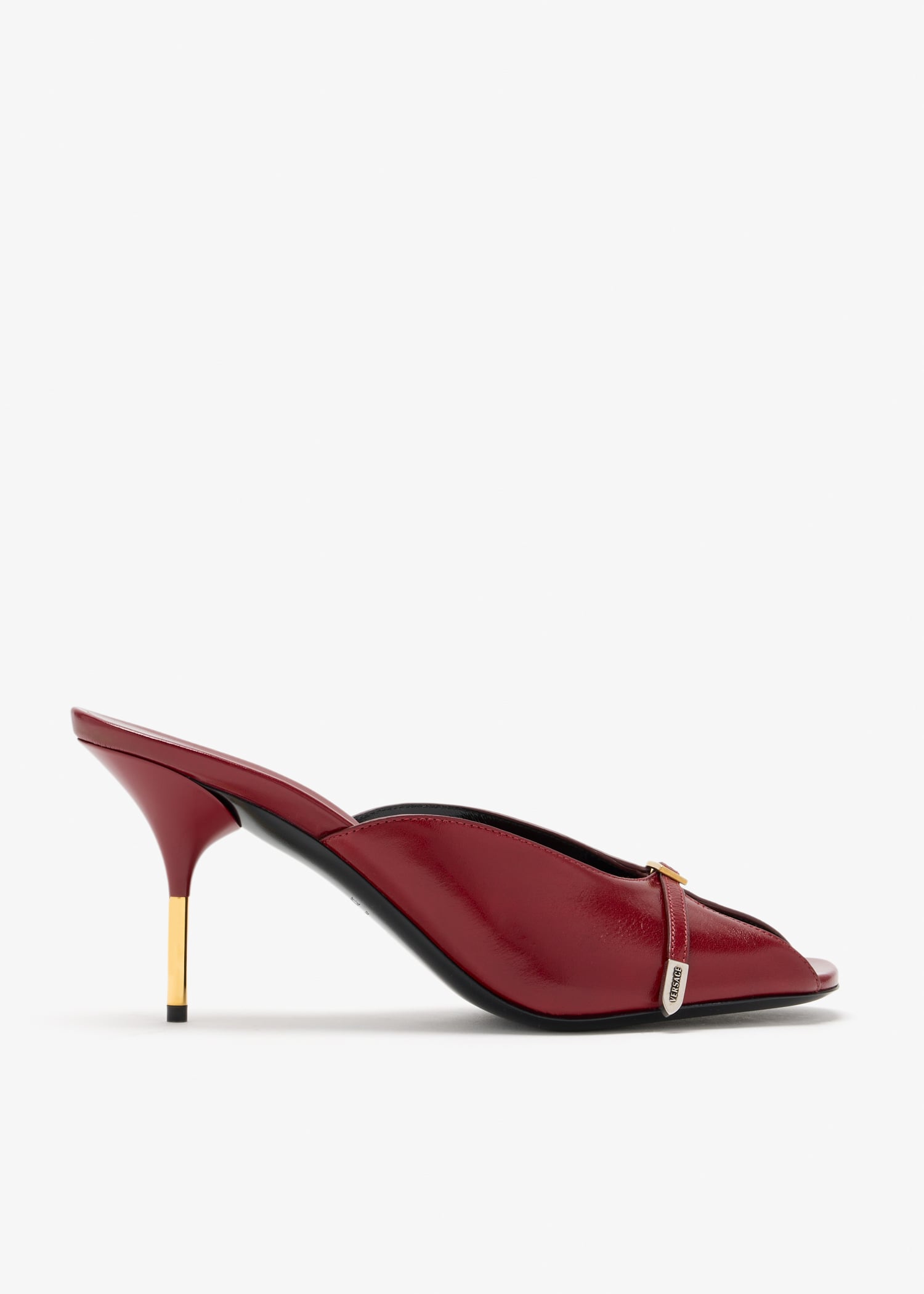 Nyx mules, Red
Nyx mules, Red