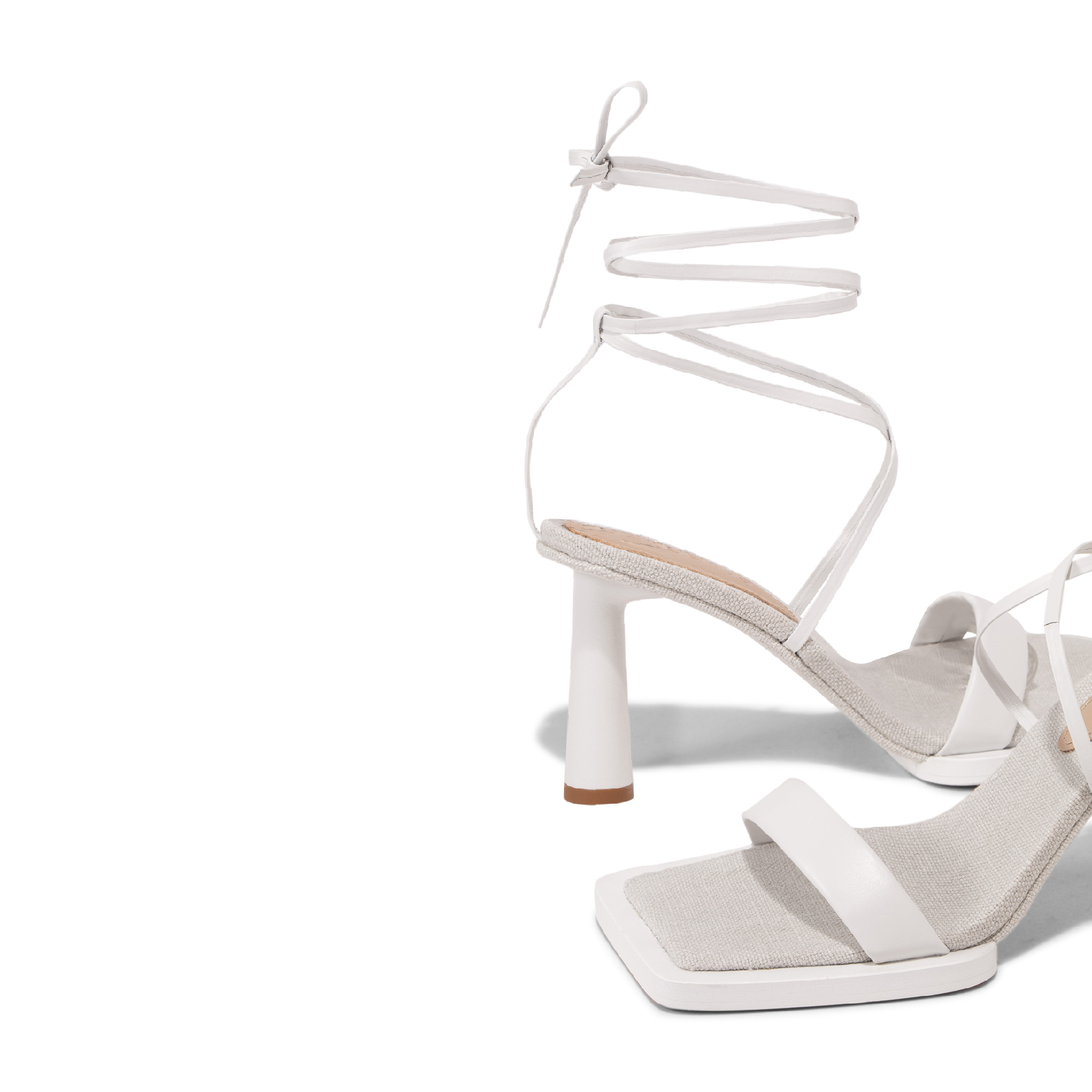 Les Carrés Ronds sandals, White