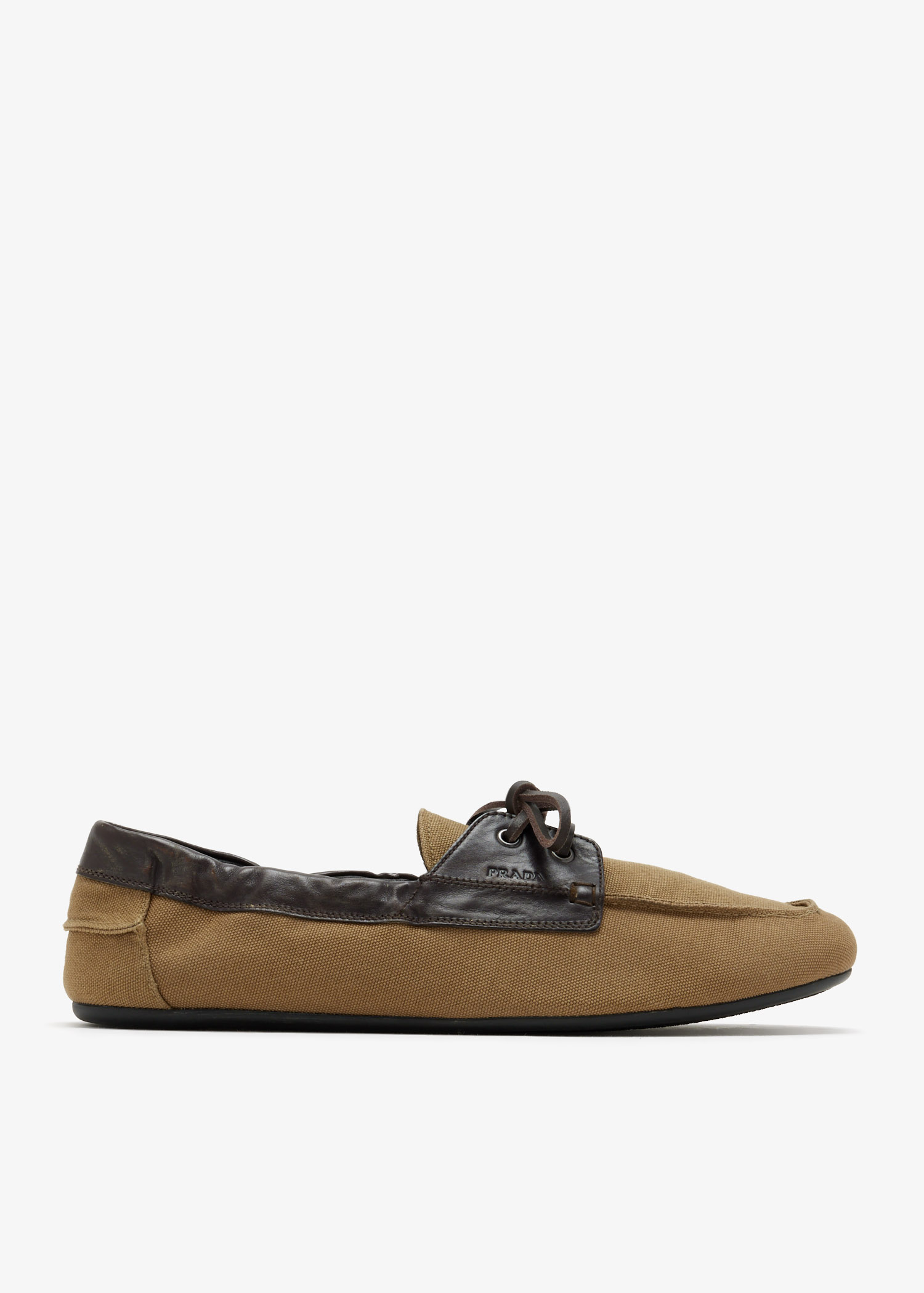 Shuffle aged canvas and leather boat shoes, Brown
Shuffle aged canvas and leather boat shoes, Brown