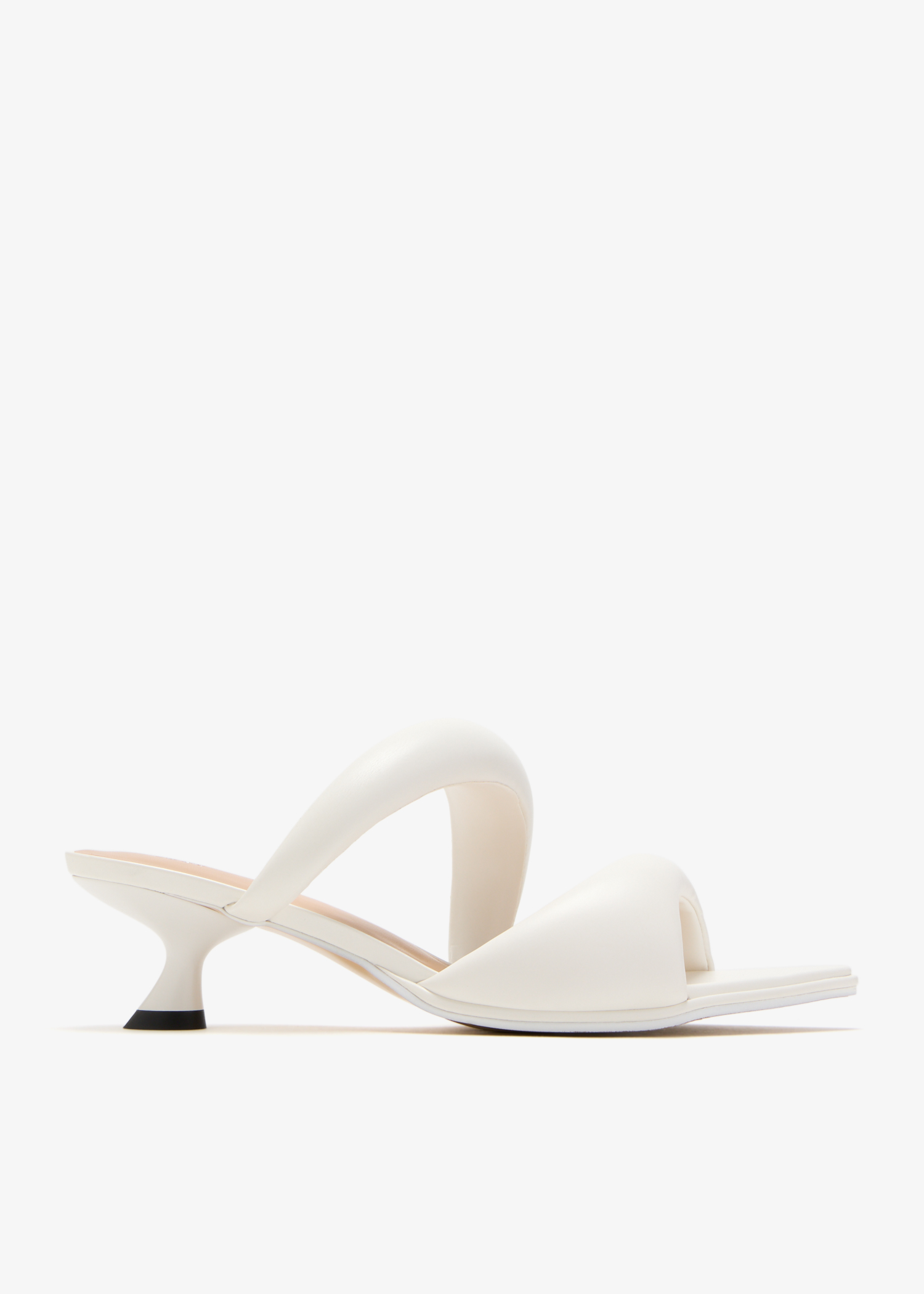 Sara mules, White
Sara mules, White