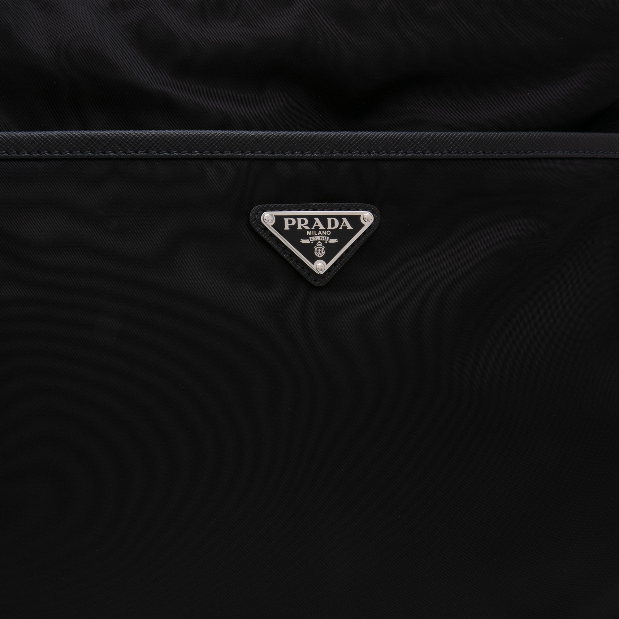 Classic messenger bag, Black