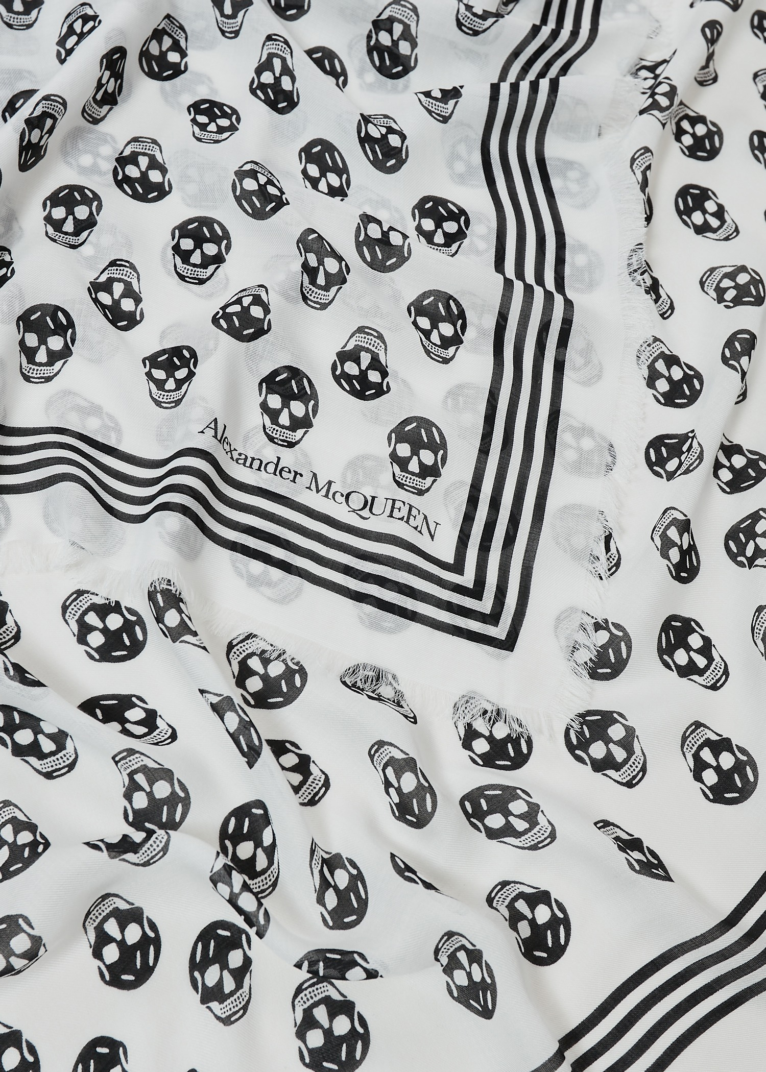 Biker skull scarf, White