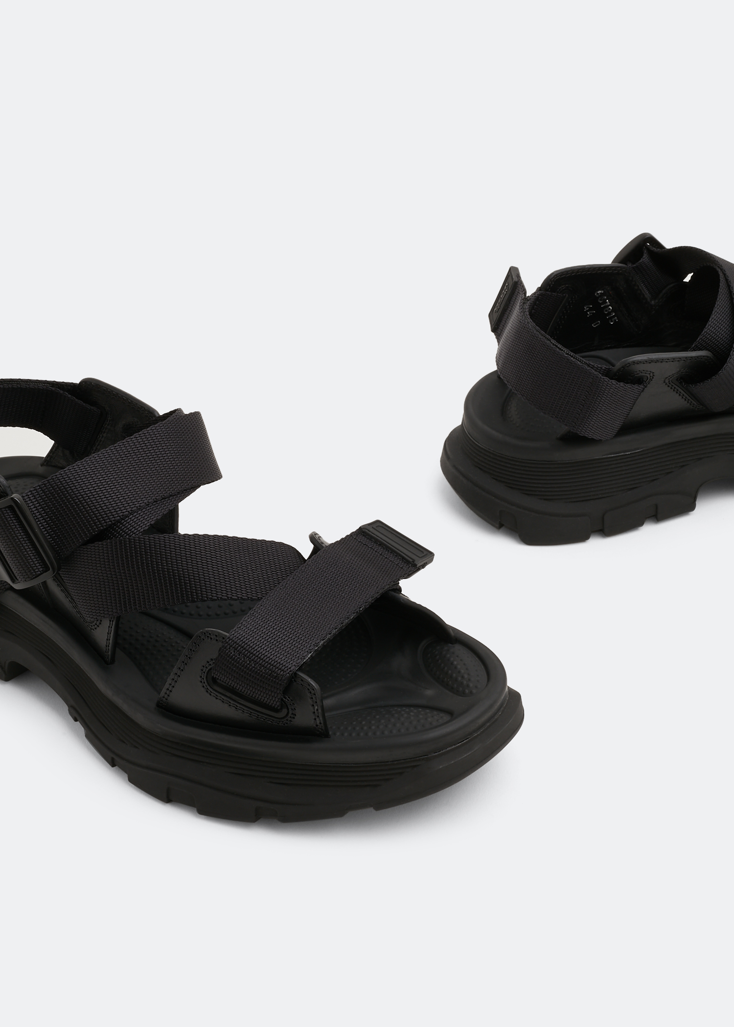 Tread sandals, Black