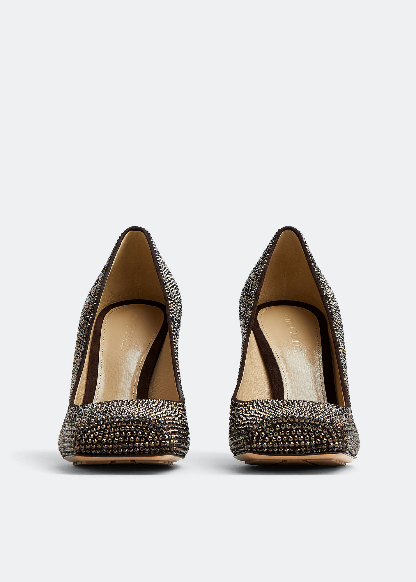 Tower pumps, Brown