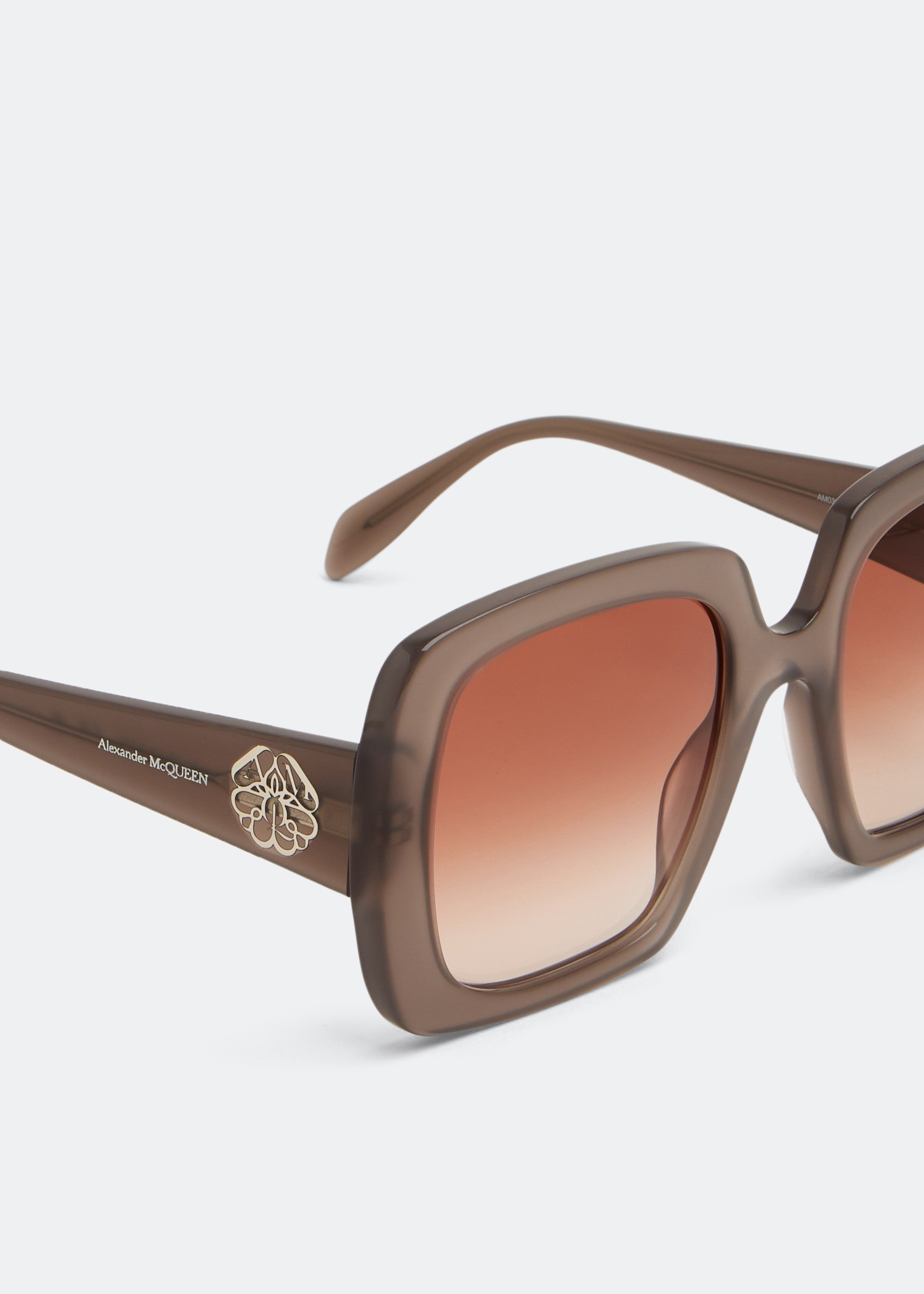 Cat-eye sunglasses, Red