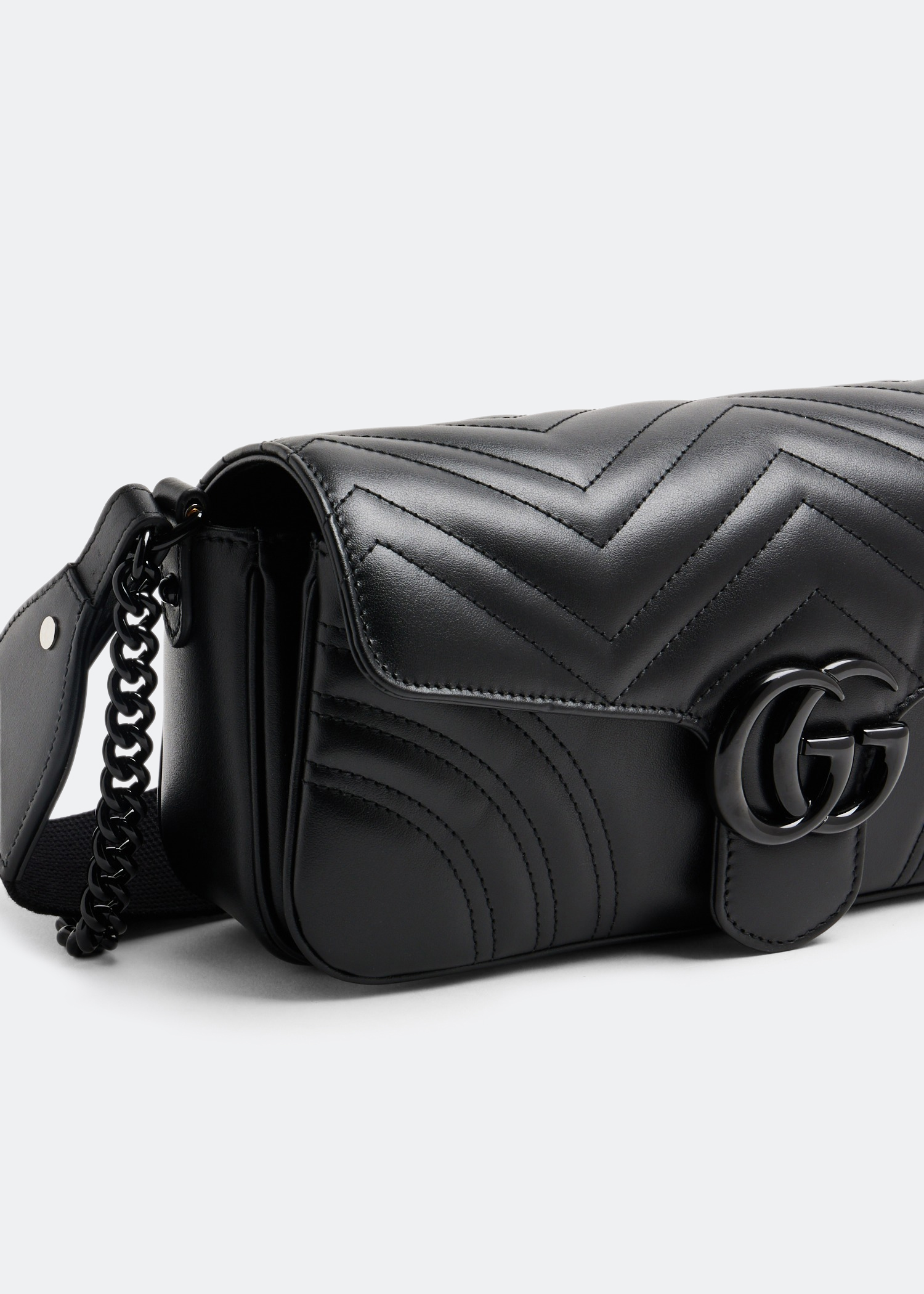 GG Marmont shoulder bag, Black