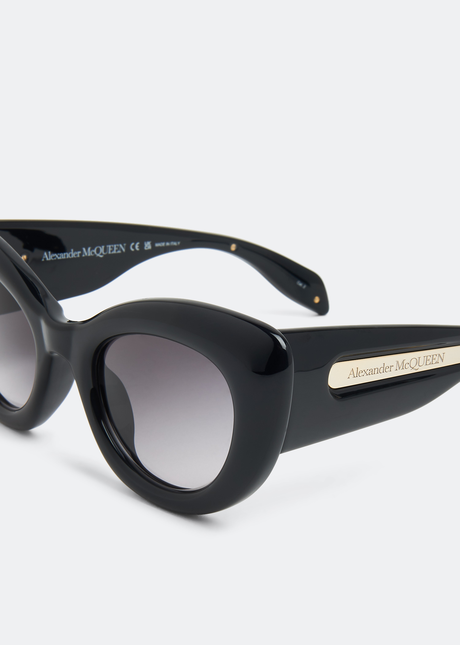 Cat-eye sunglasses, Black