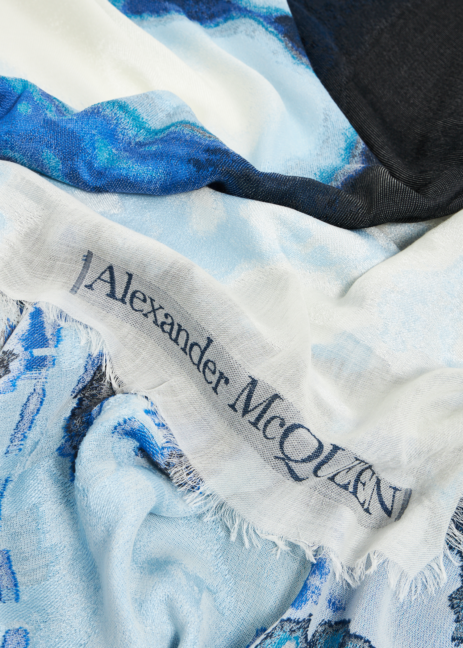 Galactic Iris shawl, Blue