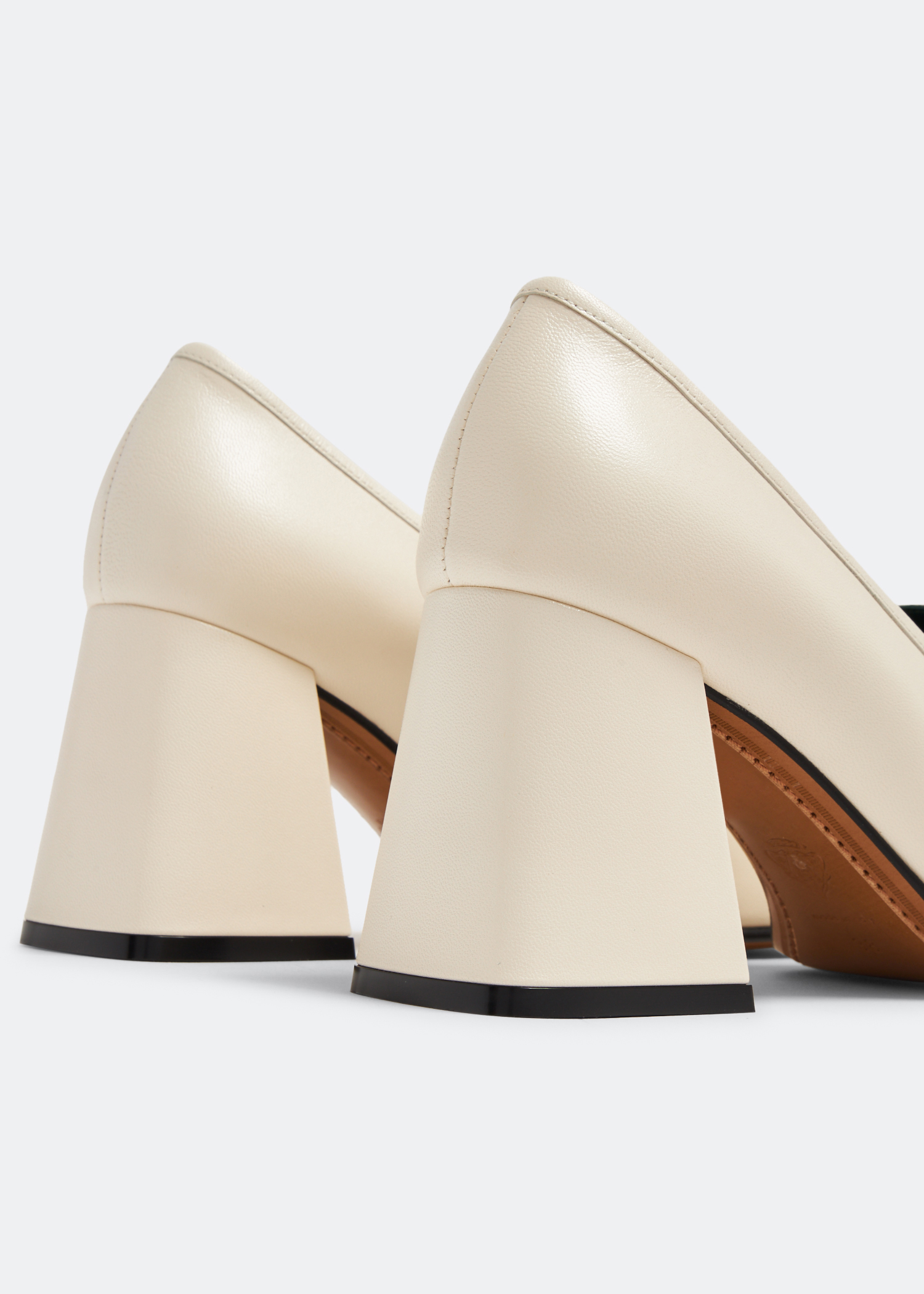 Horsebit pumps, White