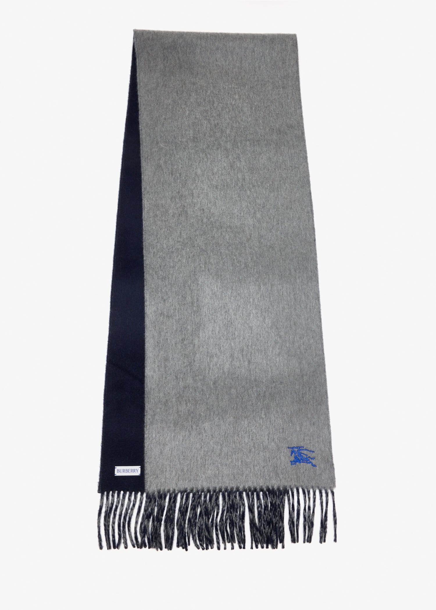 Reversible cashmere scarf, Grey
Reversible cashmere scarf, Grey