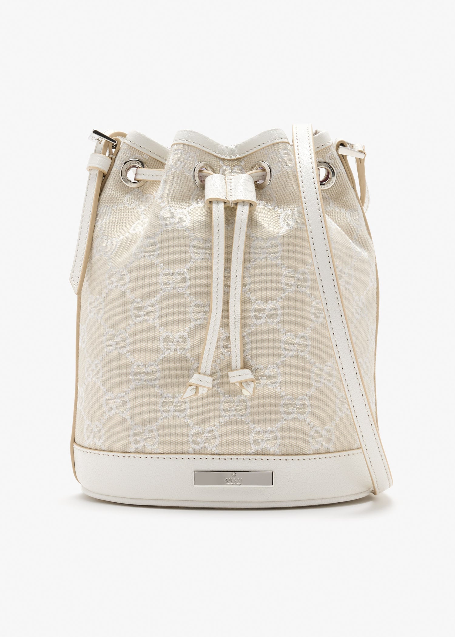 Logo plaque mini bucket bag, Cream
Logo plaque mini bucket bag, Cream