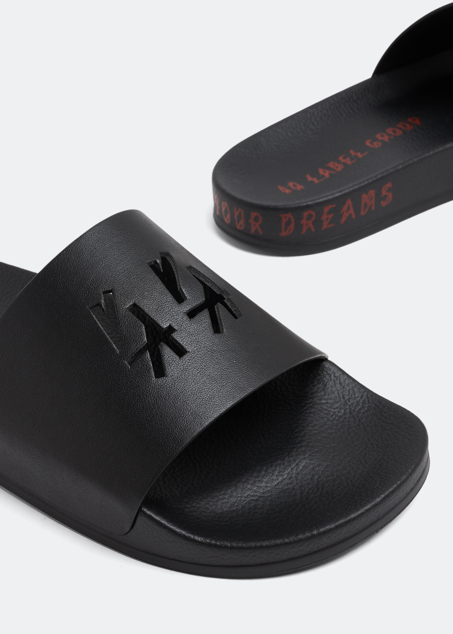 44 Columbia slides, Black