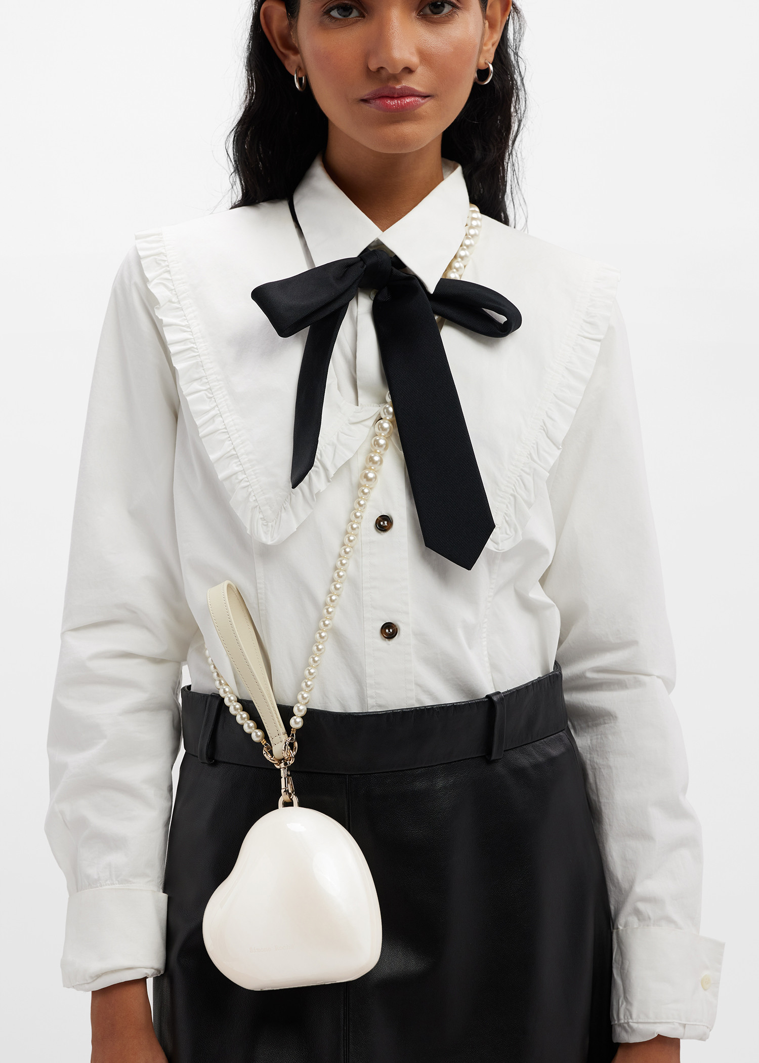 Micro Heart Pearl bag, White