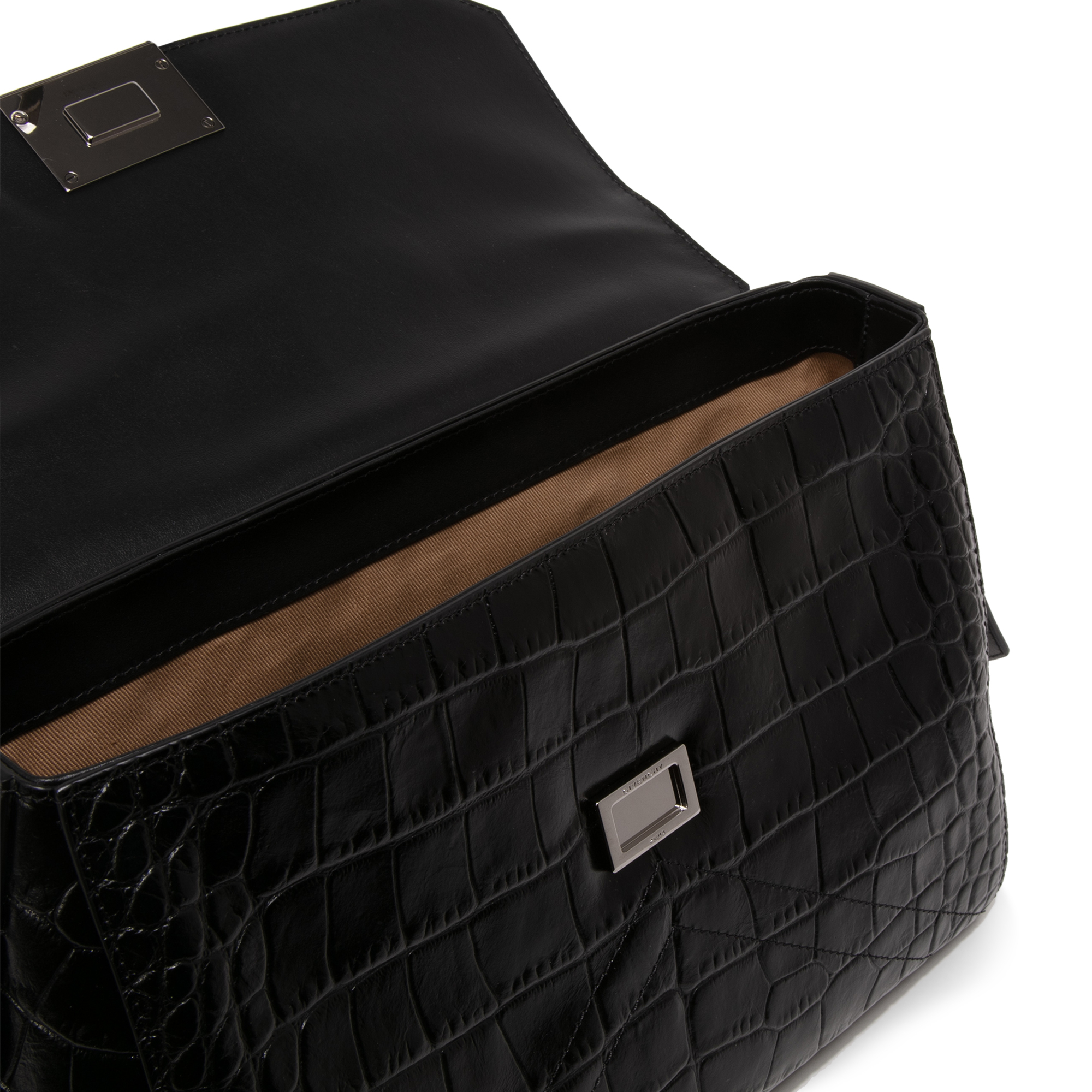 ID medium flap bag, Black
