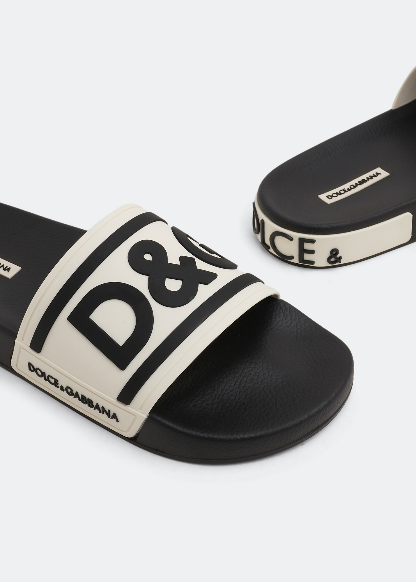 DG logo slides, Multi-coloured