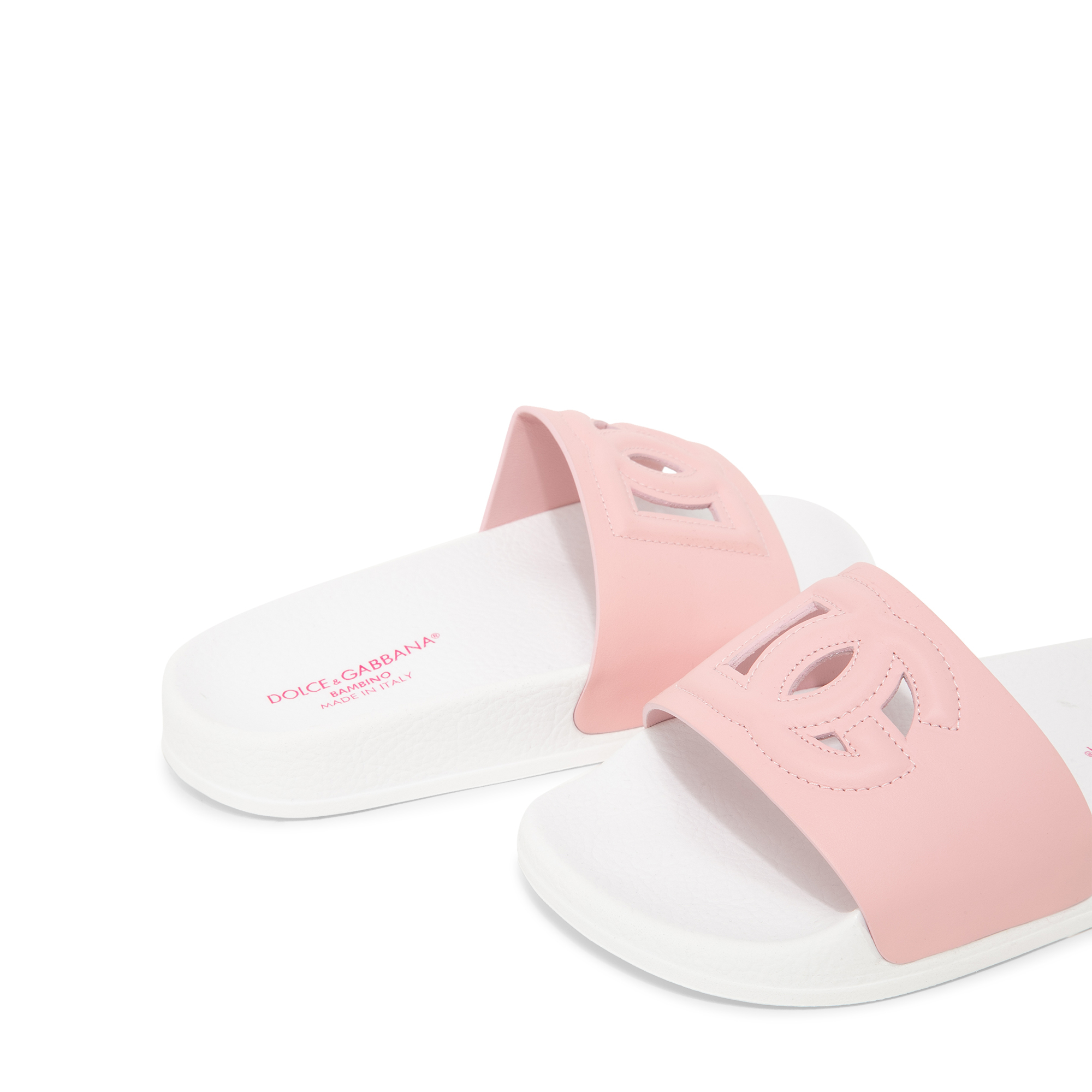 DG Millenials slides, Pink