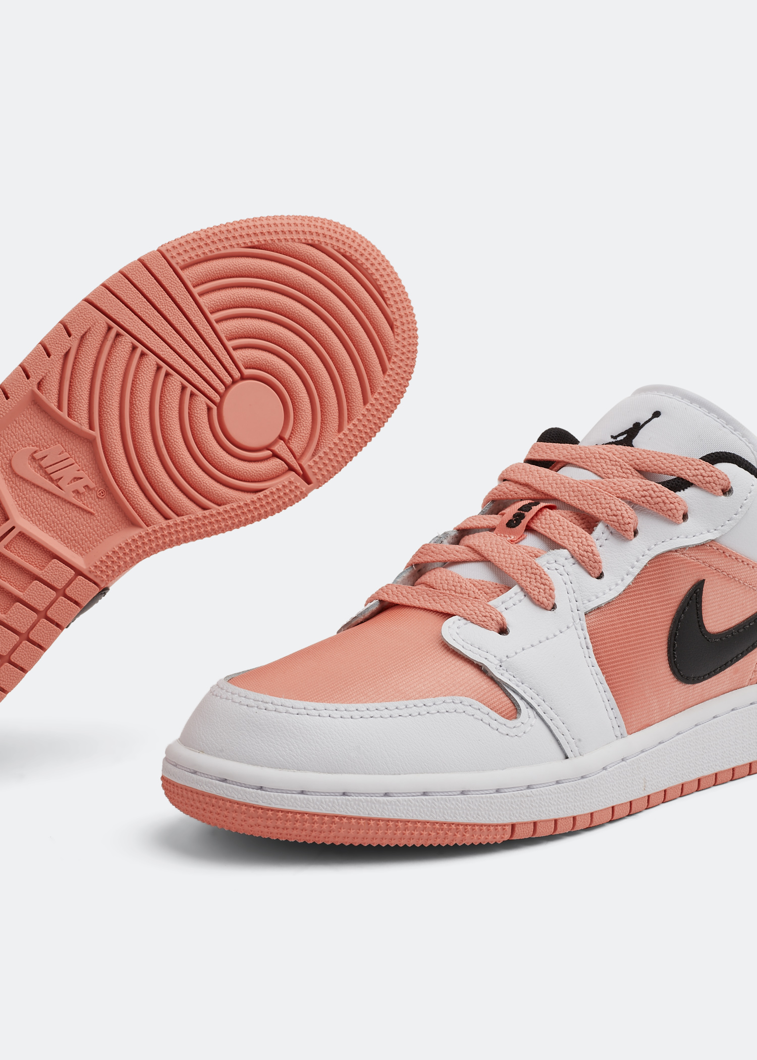 Air Jordan 1 Low 'Light Madder Root' sneakers, Pink