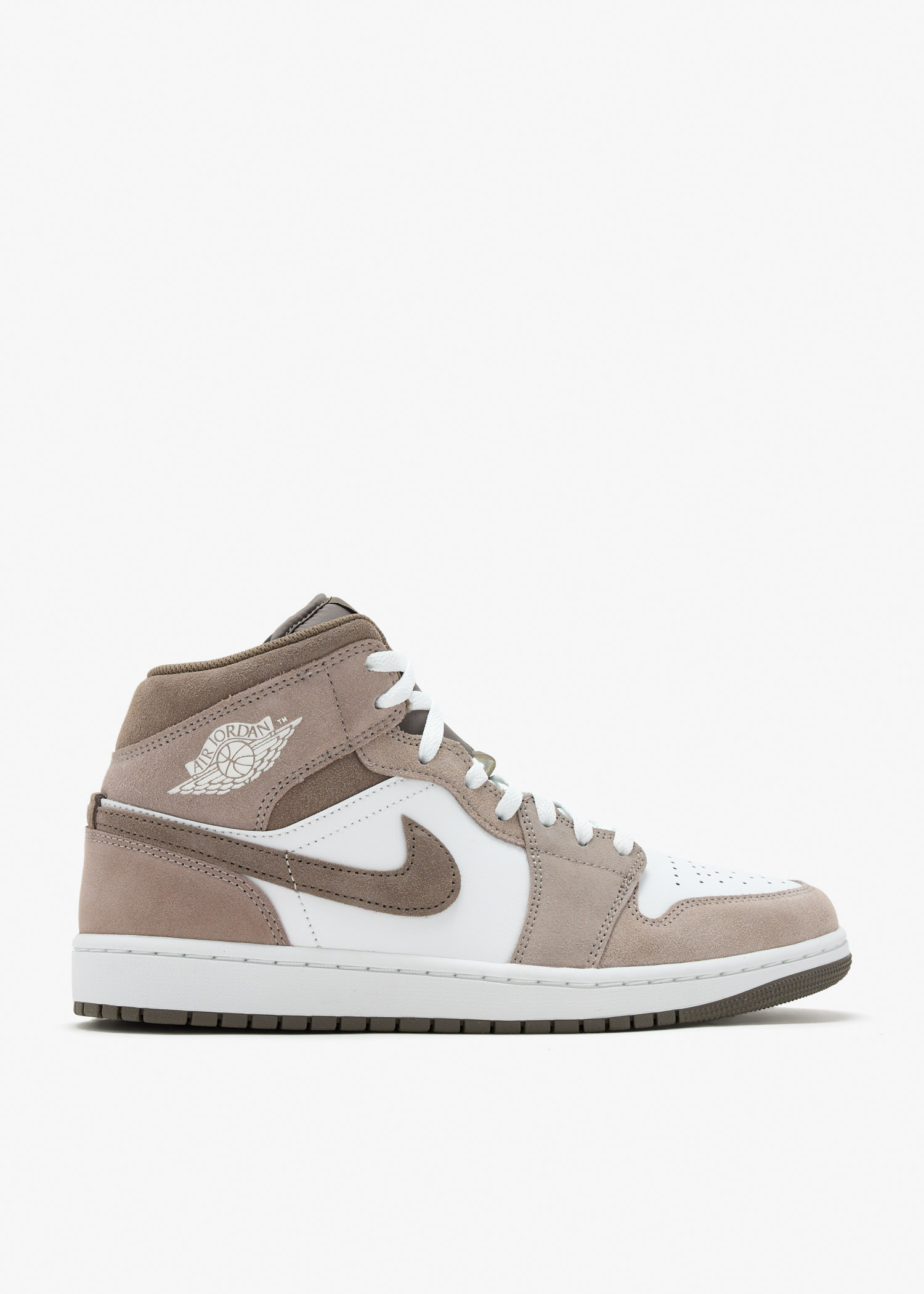 Air Jordan 1 Mid sneakers, Taupe
Air Jordan 1 Mid sneakers, Taupe