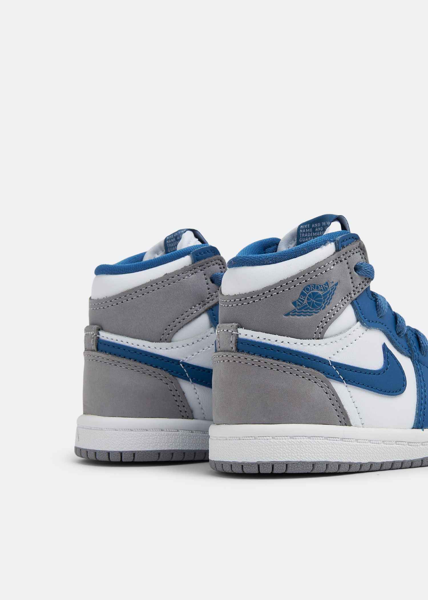 Air Jordan 1 'True Blue' sneakers
Air Jordan 1 'True Blue' sneakers