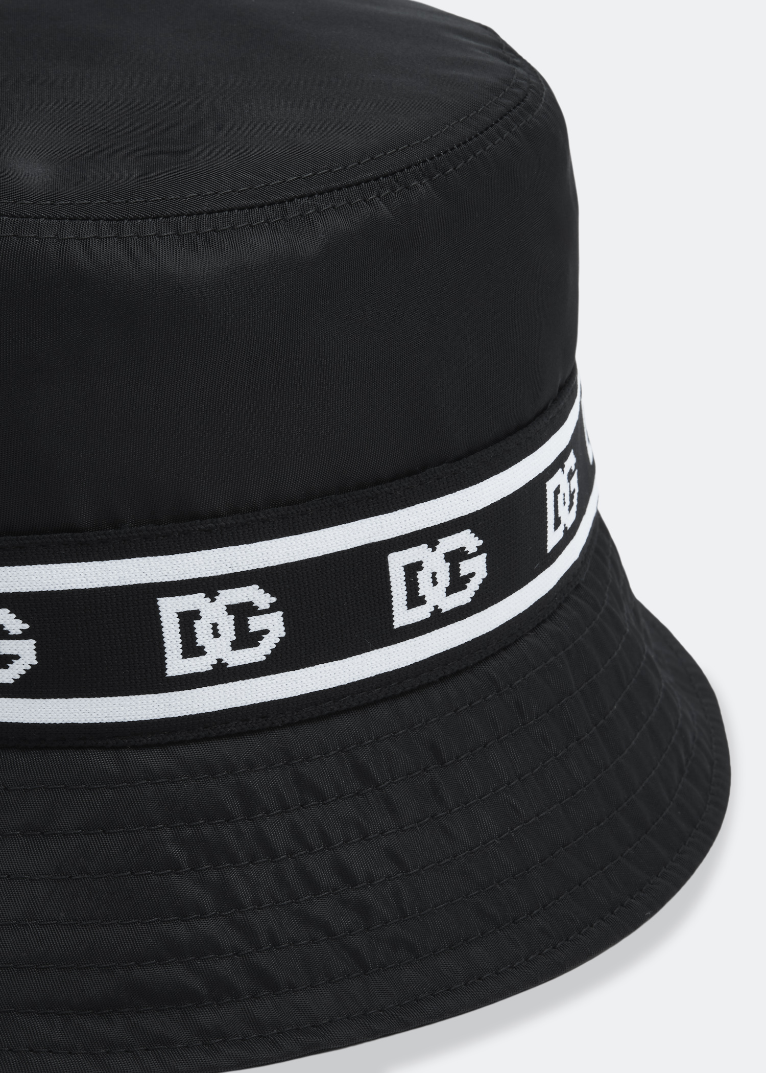 Nylon bucket hat, Black