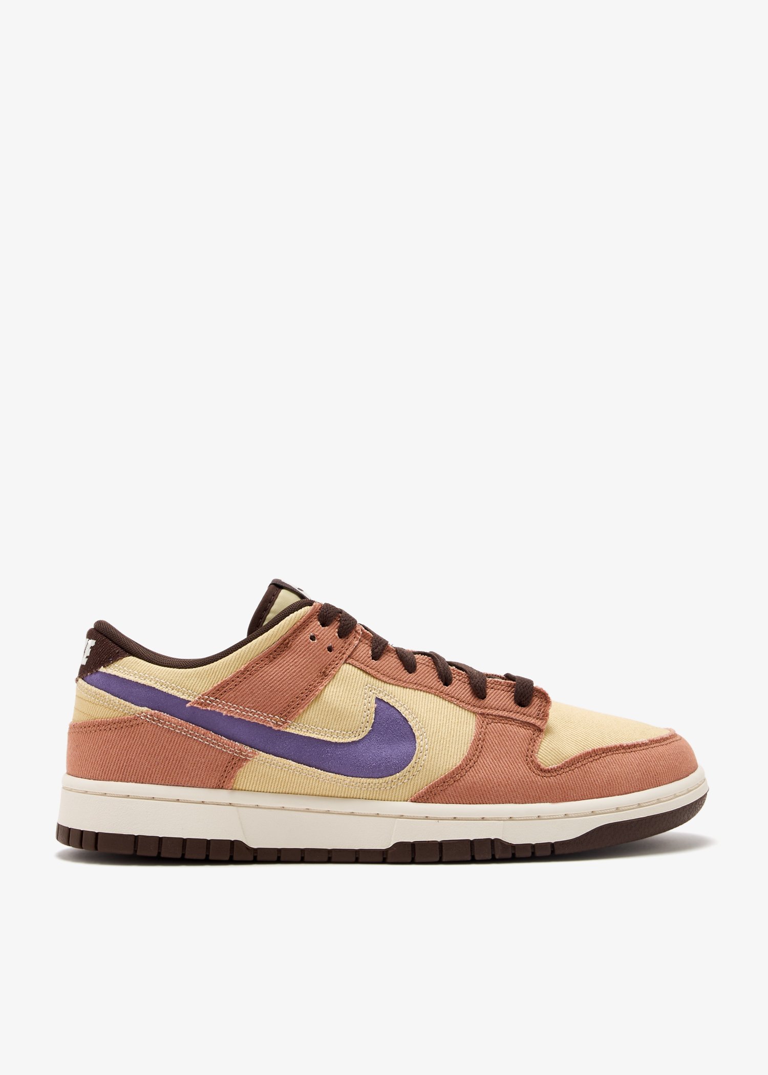 Dunk Low Retro SE 2 sneakers, Beige
Dunk Low Retro SE 2 sneakers, Beige