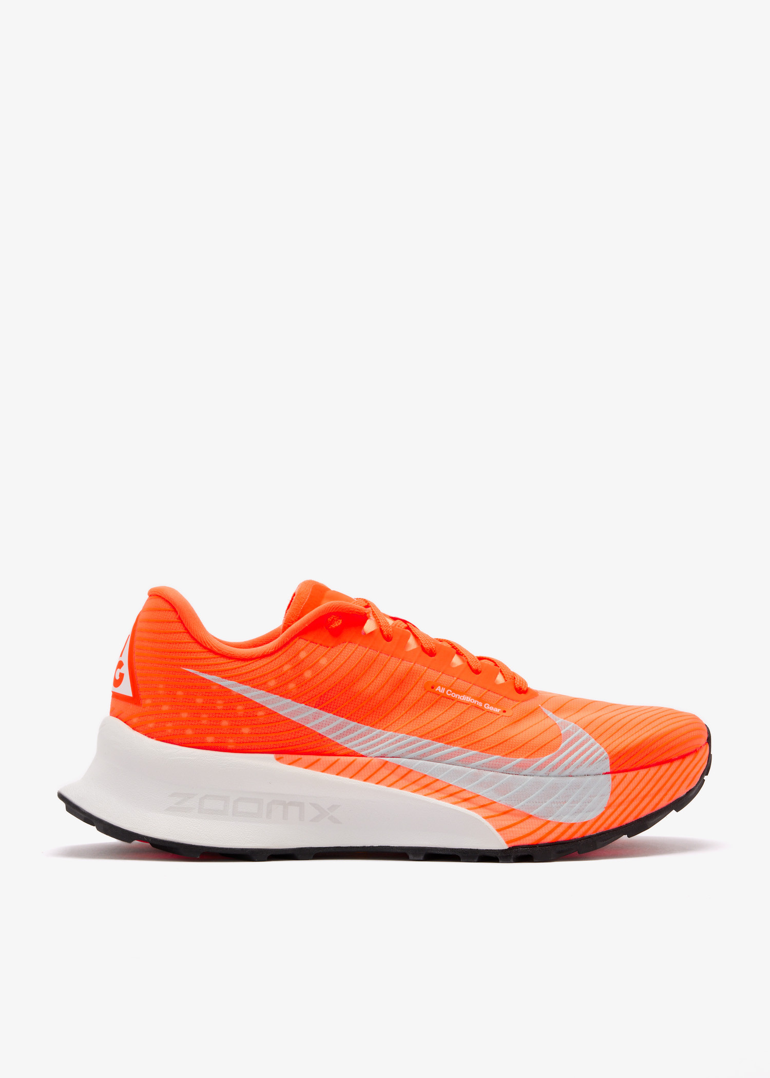 ACG Ultrafly Trail sneakers, Orange
ACG Ultrafly Trail sneakers, Orange
