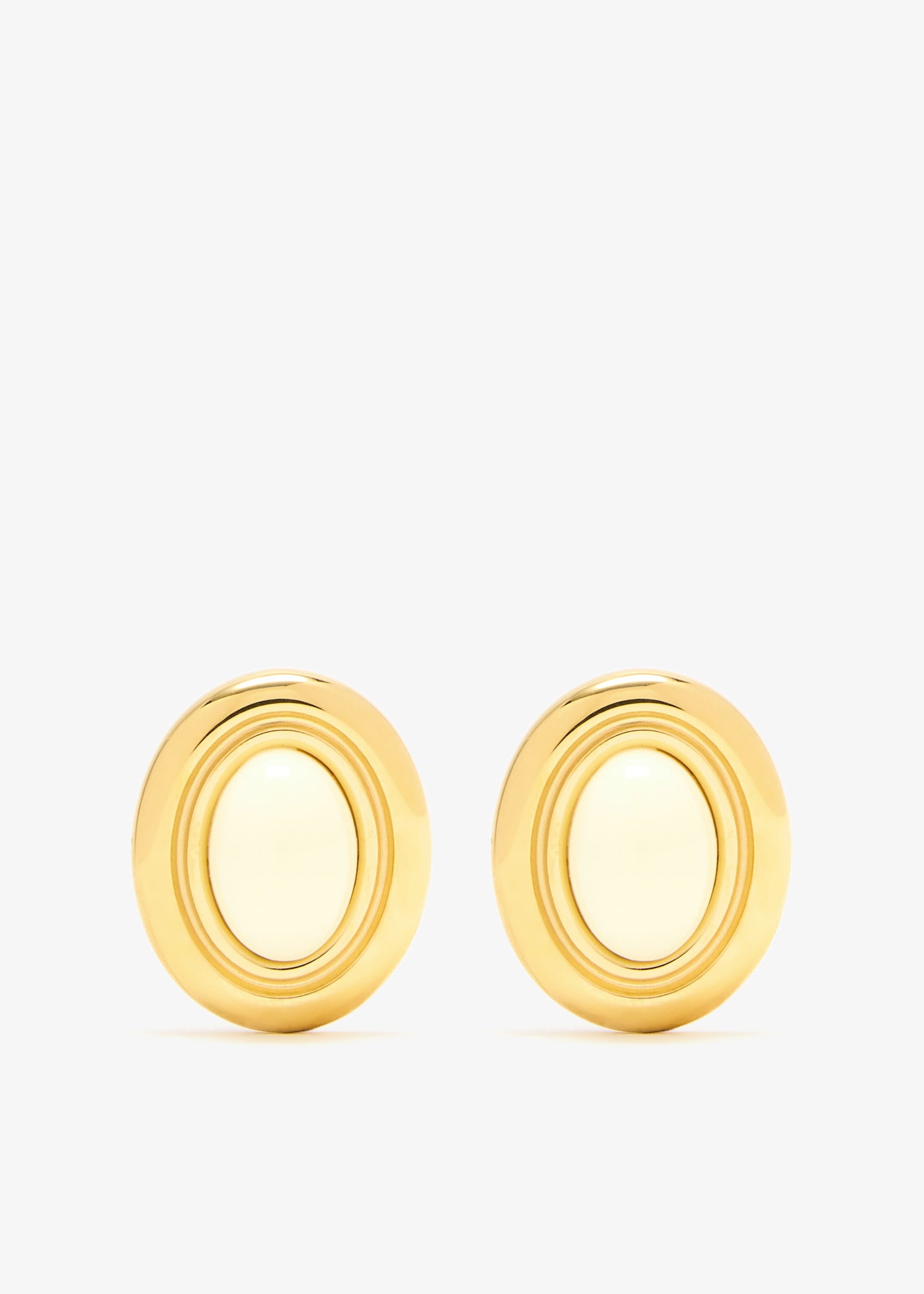 Prize earrings, Gold
Prize earrings, Gold
