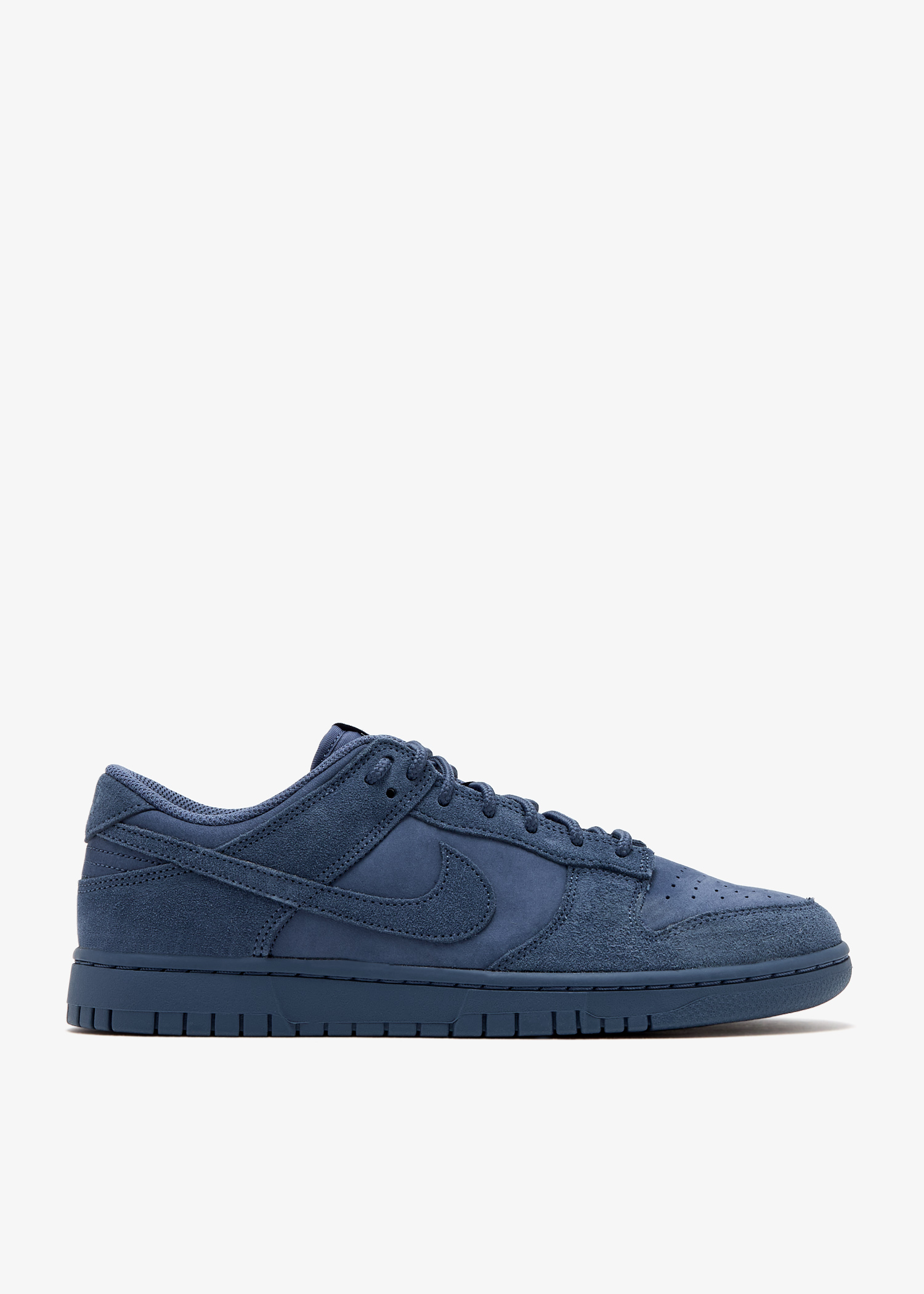 Dunk Low Retro SE sneakers, Blue
Dunk Low Retro SE sneakers, Blue
