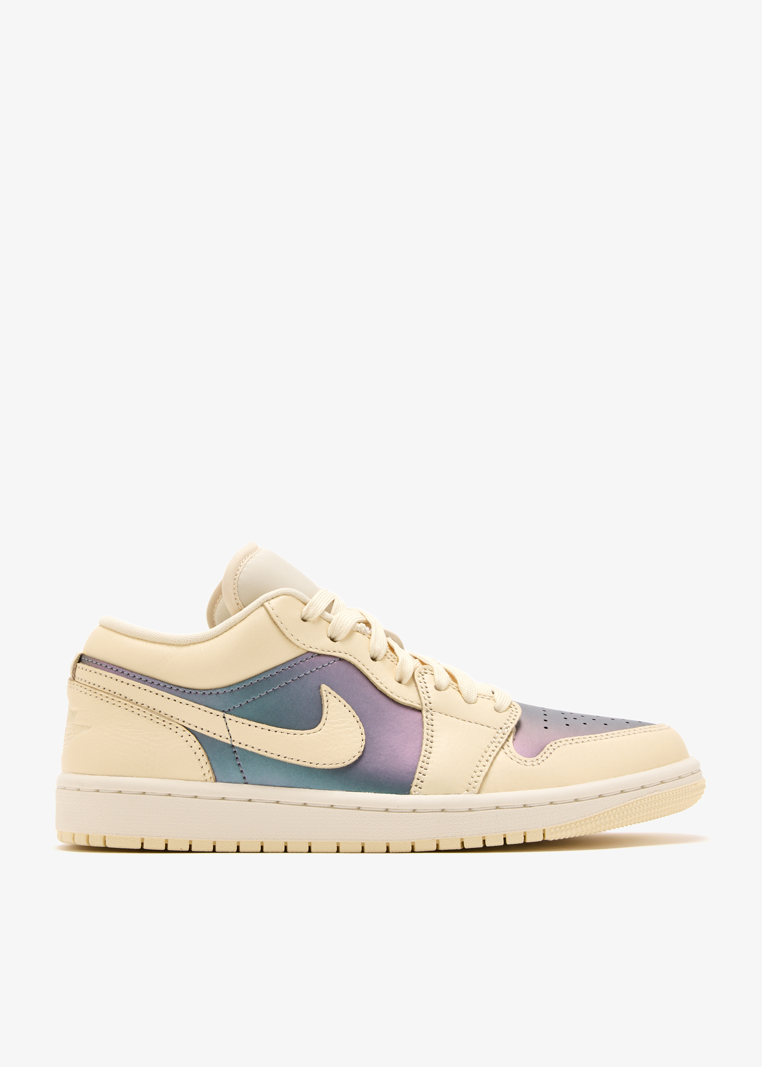 Air Jordan 1 Low SE sneakers, Purple
Air Jordan 1 Low SE sneakers, Purple