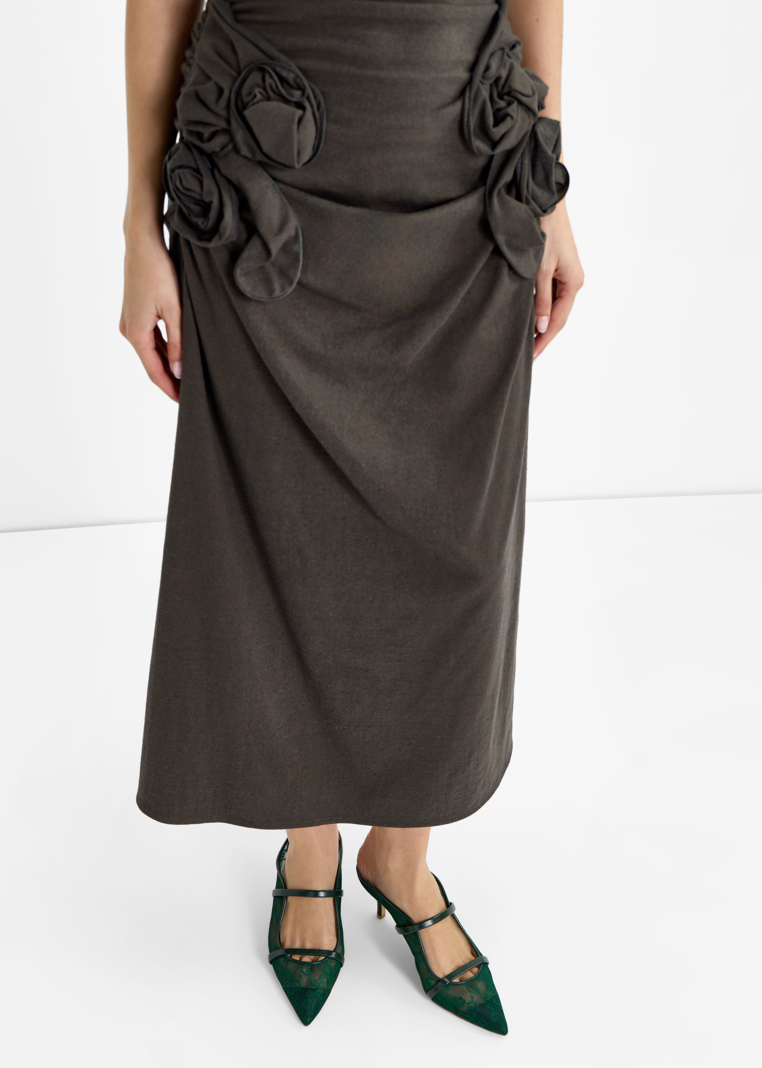 x Nojoud Alrumaihi Maureen 45 mules, Green
x Nojoud Alrumaihi Maureen 45 mules, Green