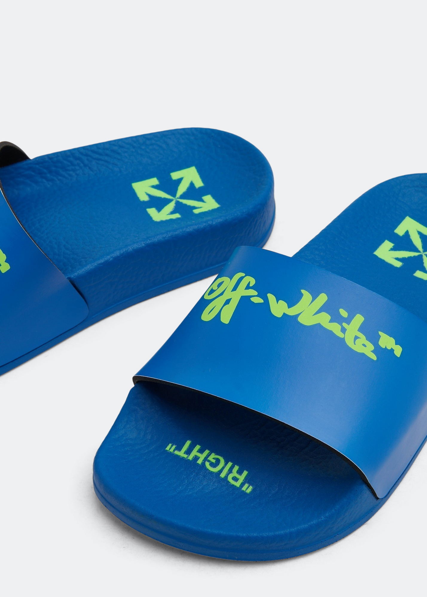 Pool sliders, Blue