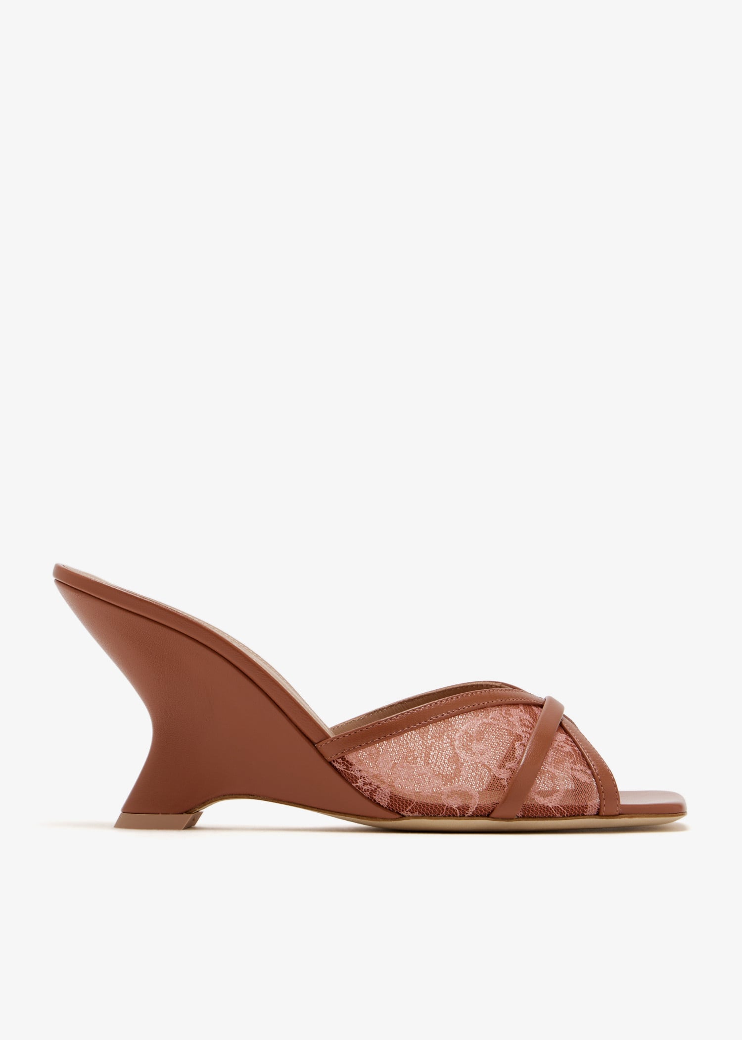 x Nojoud Alrumaihi Perla 85 mules, Brown
x Nojoud Alrumaihi Perla 85 mules, Brown