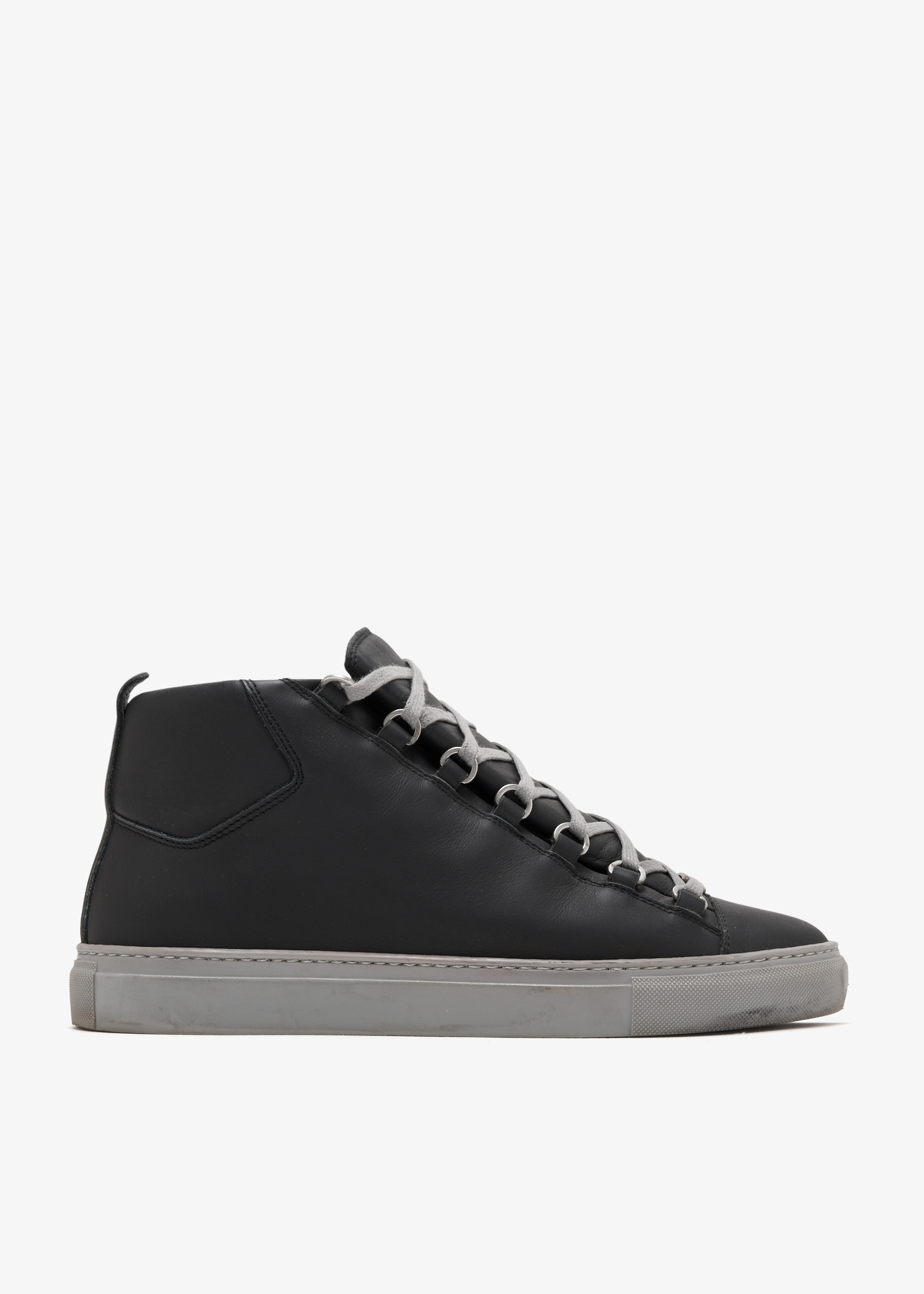 Arena high-top sneakers, Black
Arena high-top sneakers, Black