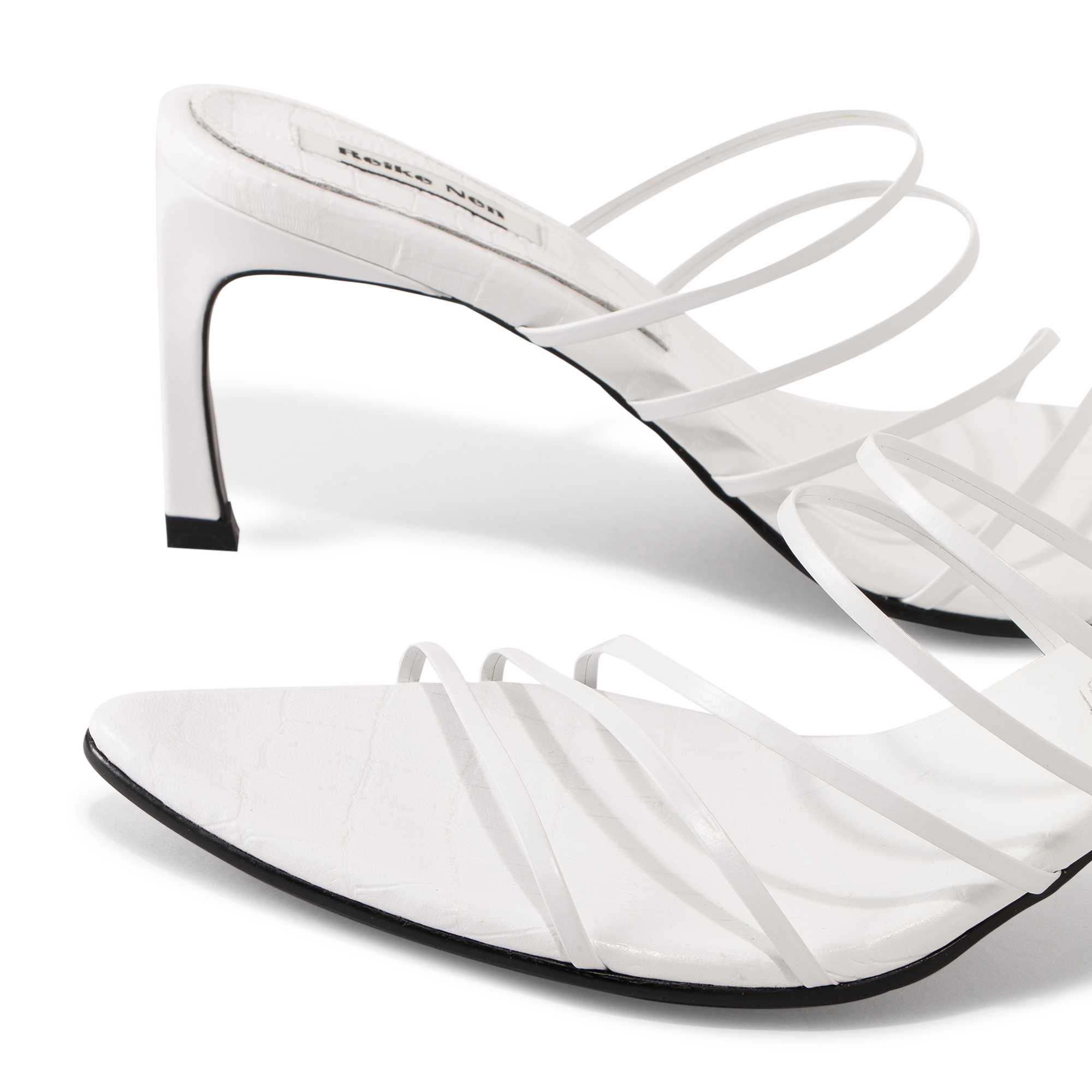 5 Strings pointed sandals, White
