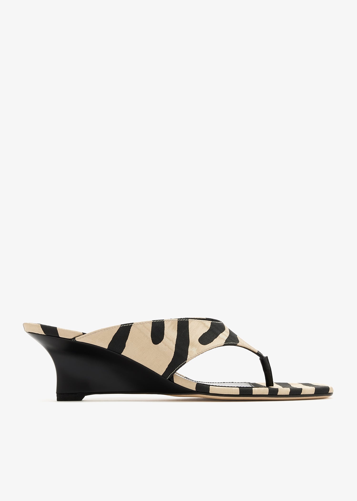 Vinnie 50 thong sandals, Animal printed
Vinnie 50 thong sandals, Animal printed