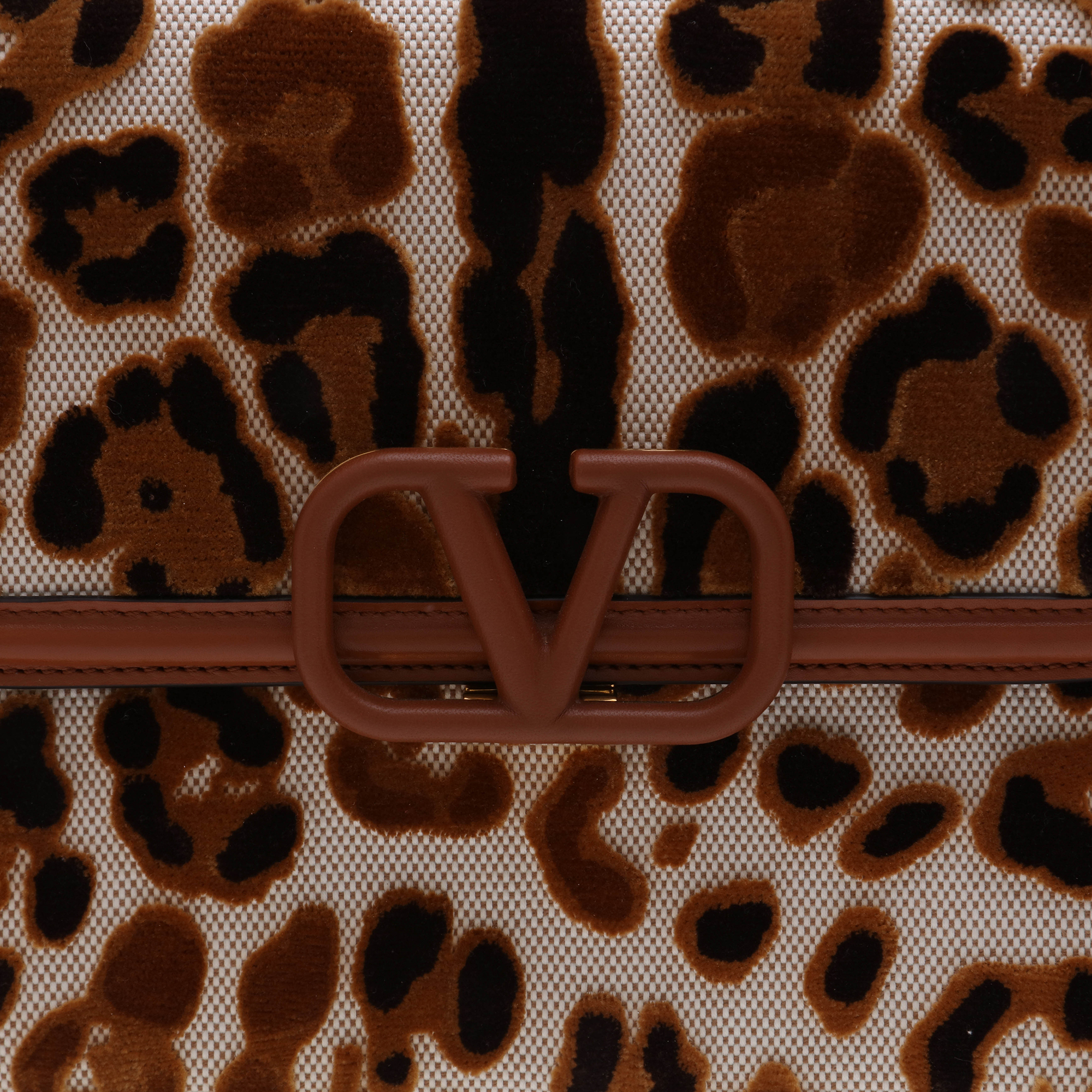 VSling shoulder bag, Animal print