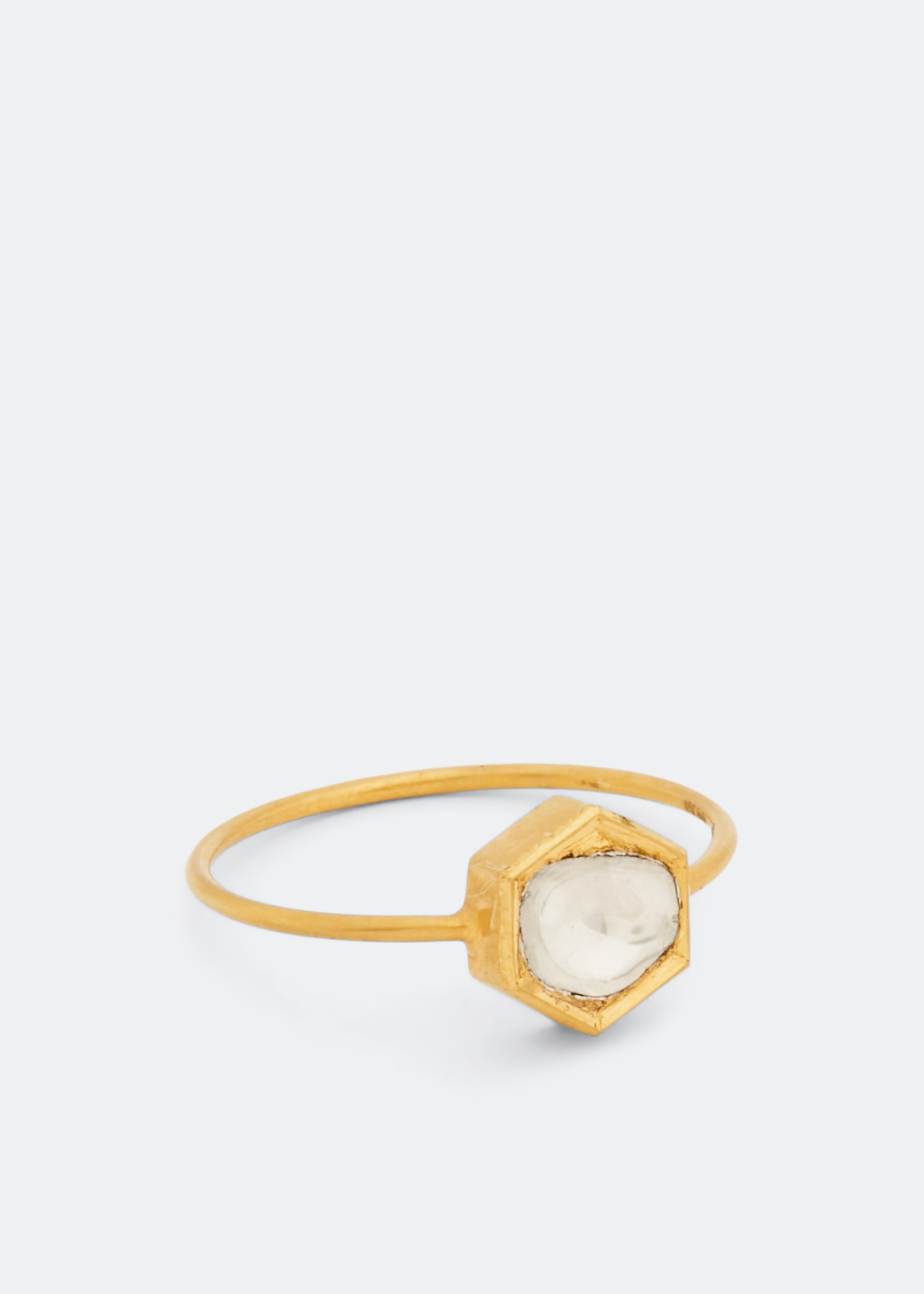 Diamond ring, Gold