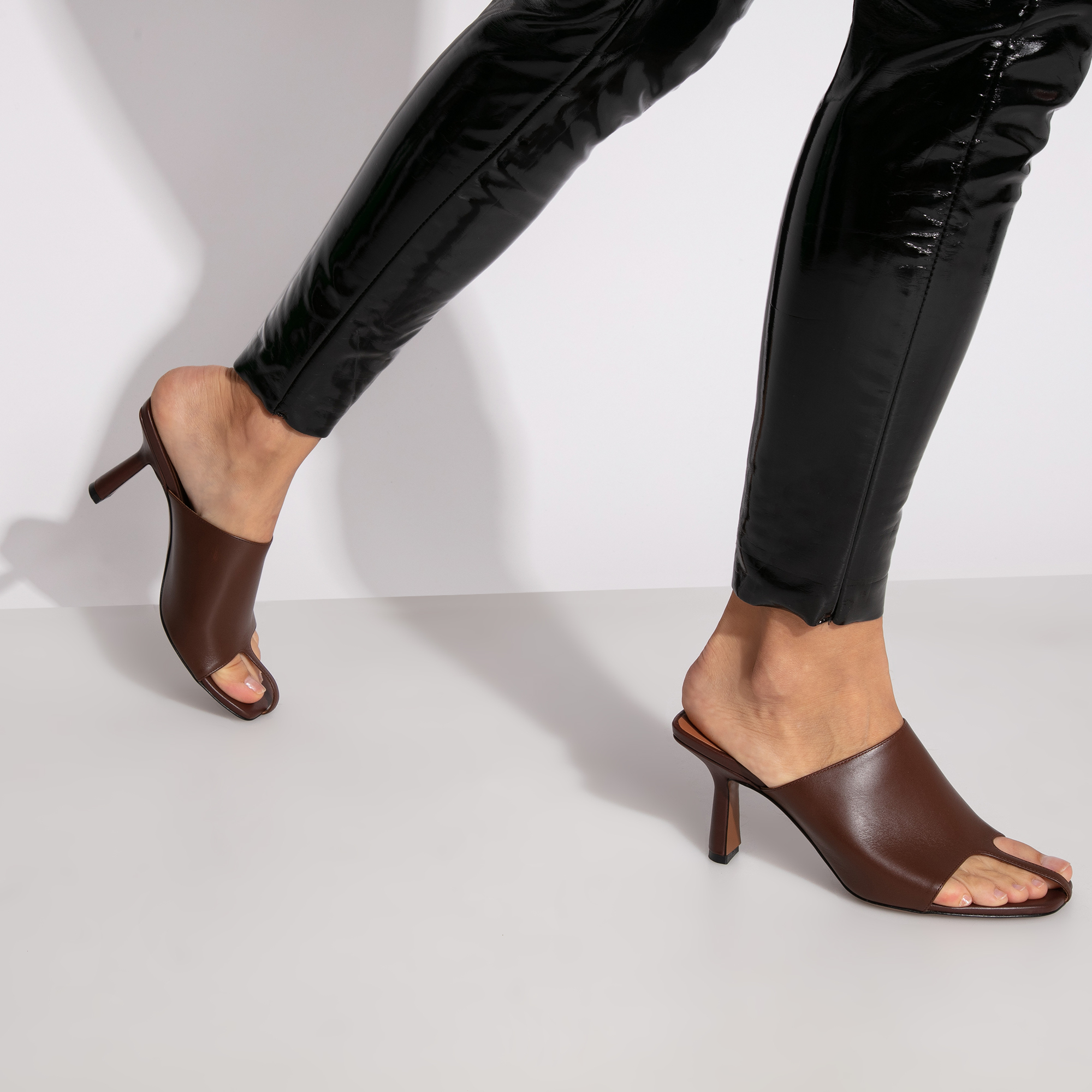 Neous Jumel mules for Women Brown in KSA Level Shoes