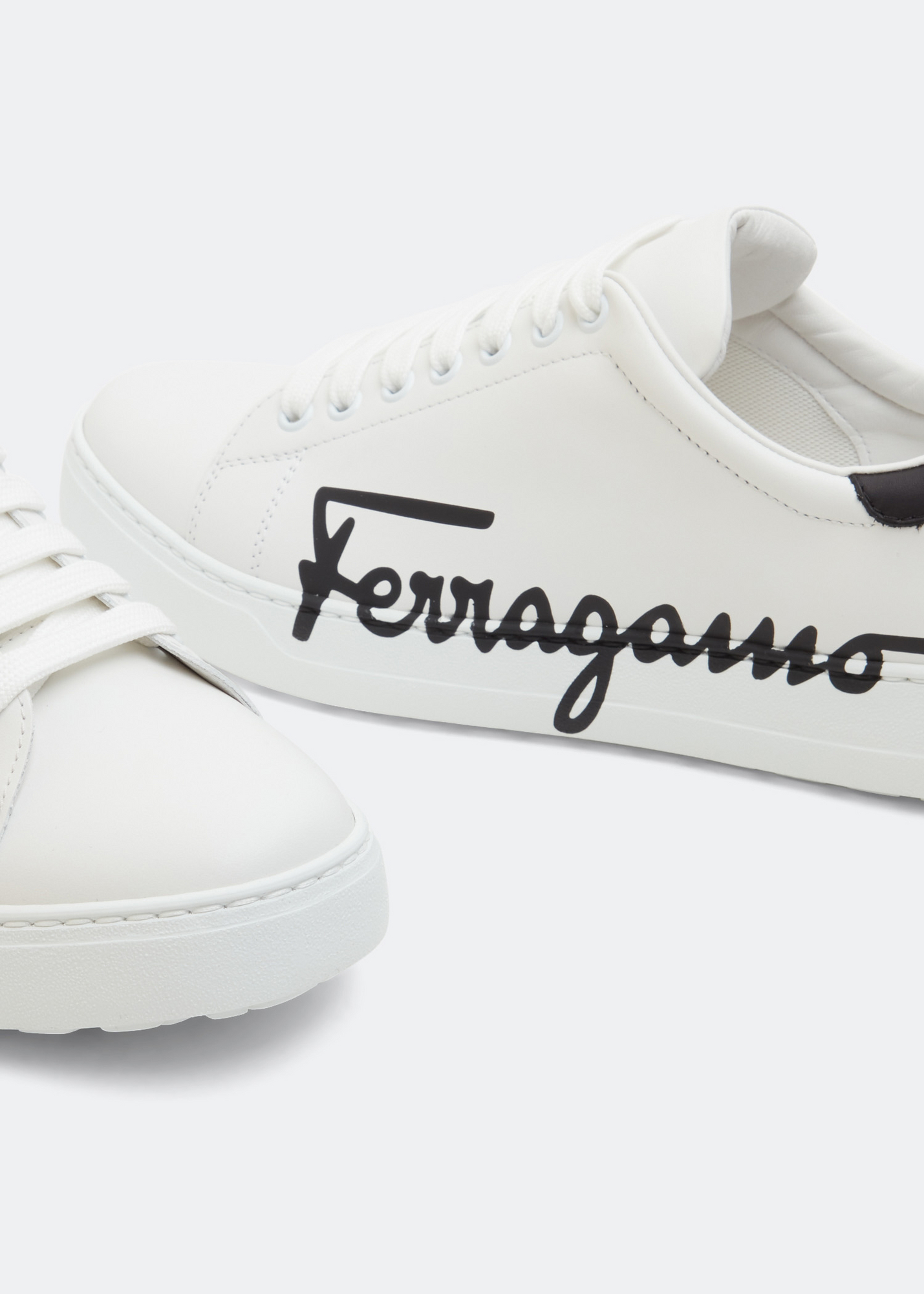 

Naruto sneakers, White