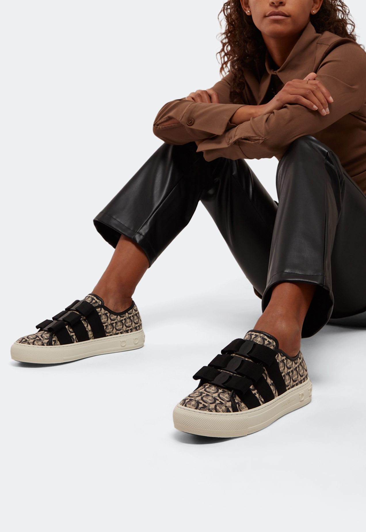 

Gancini sneaker, Beige
