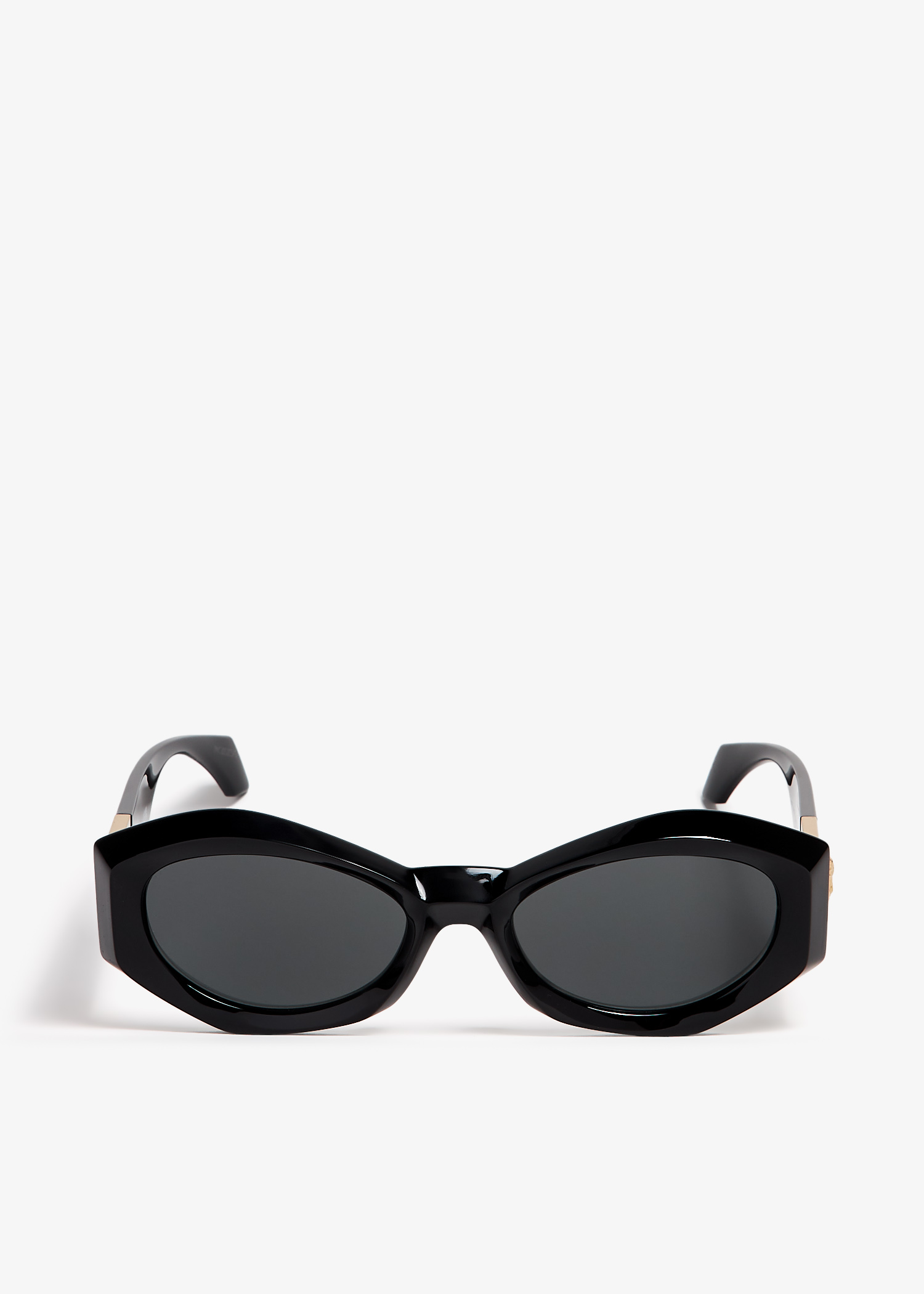 

Medusa Plaque irregular sunglasses, Black
