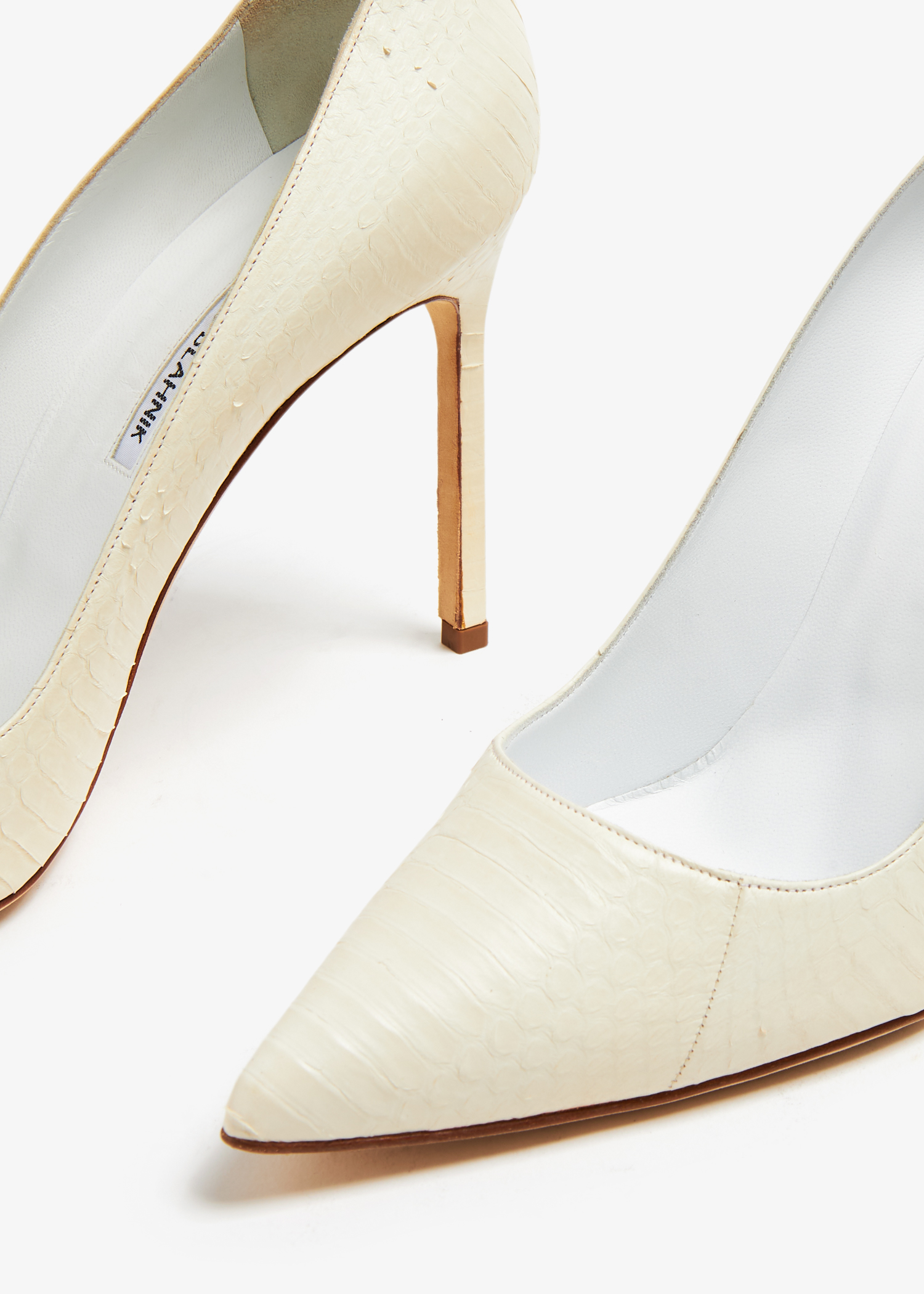 

BB pumps, White