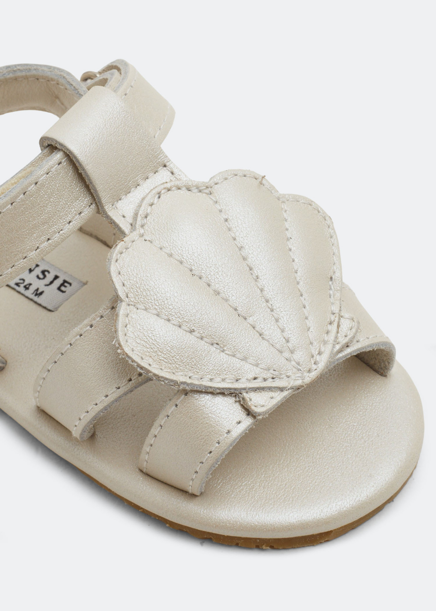 

Scalloped shell sandals, White