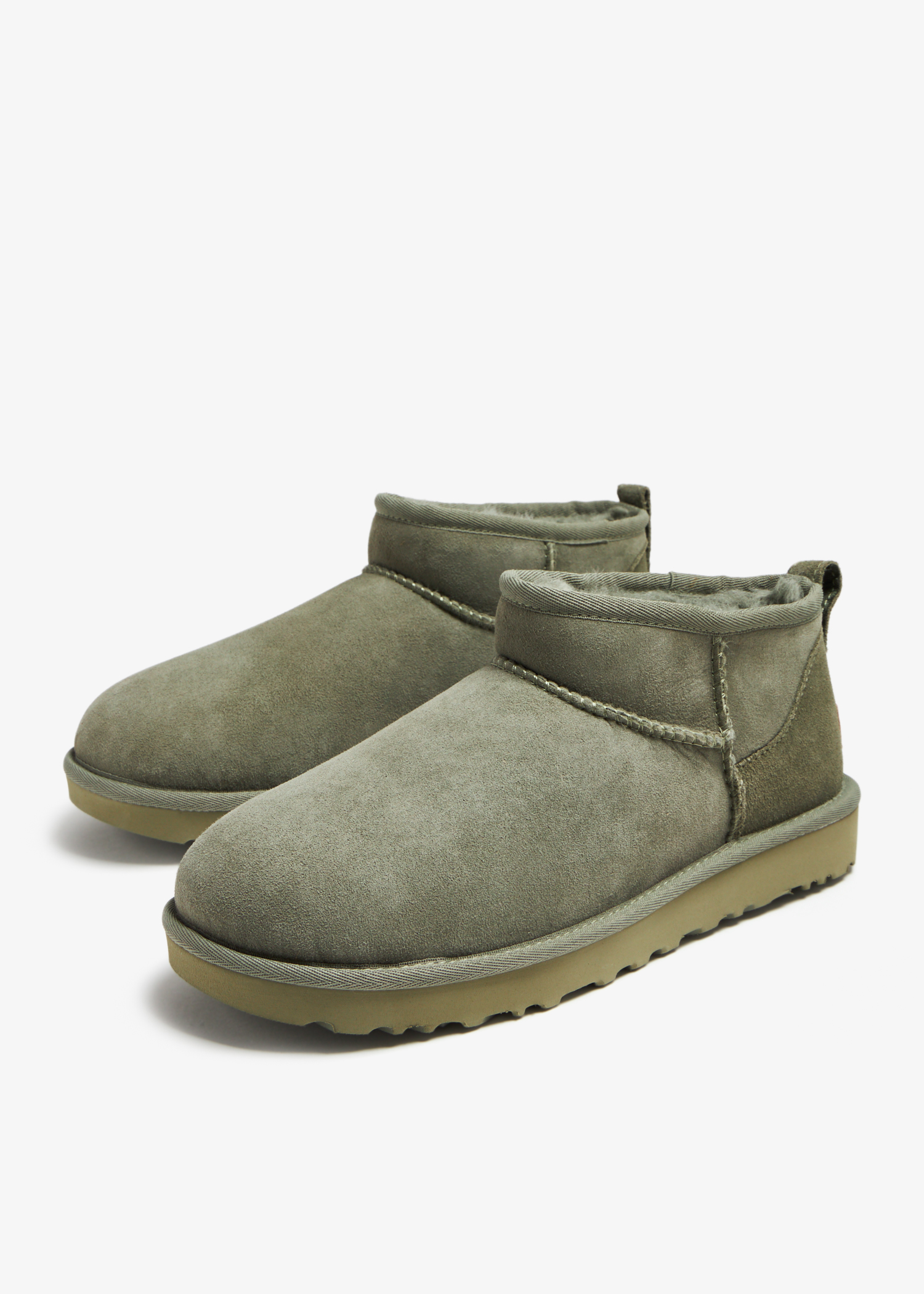 Olive green sale mini uggs