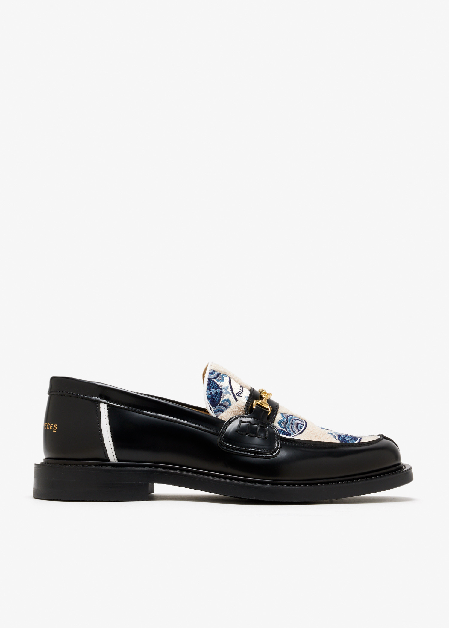 

Broken Plate loafers, Black