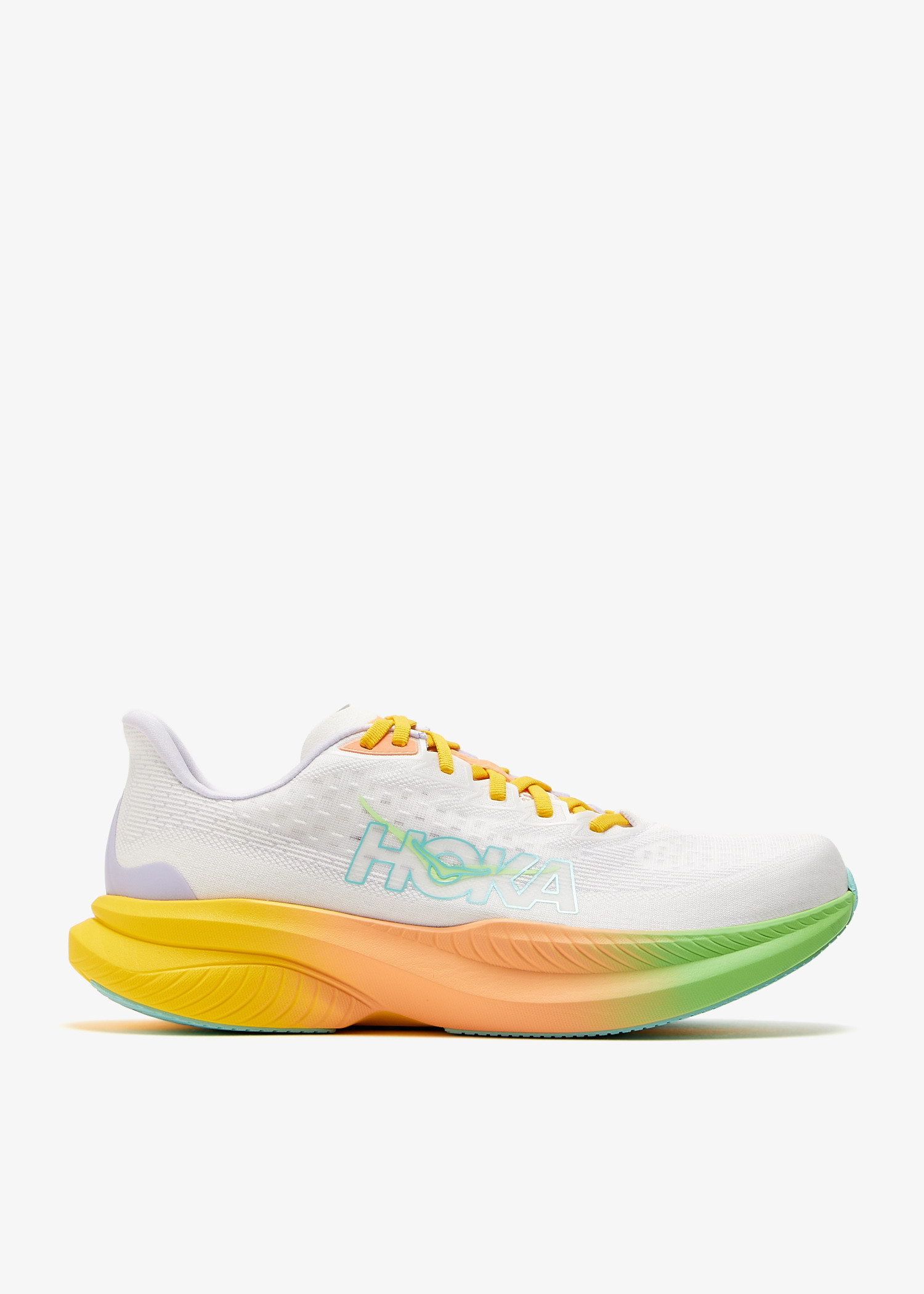 

Mach 6 running shoes, White